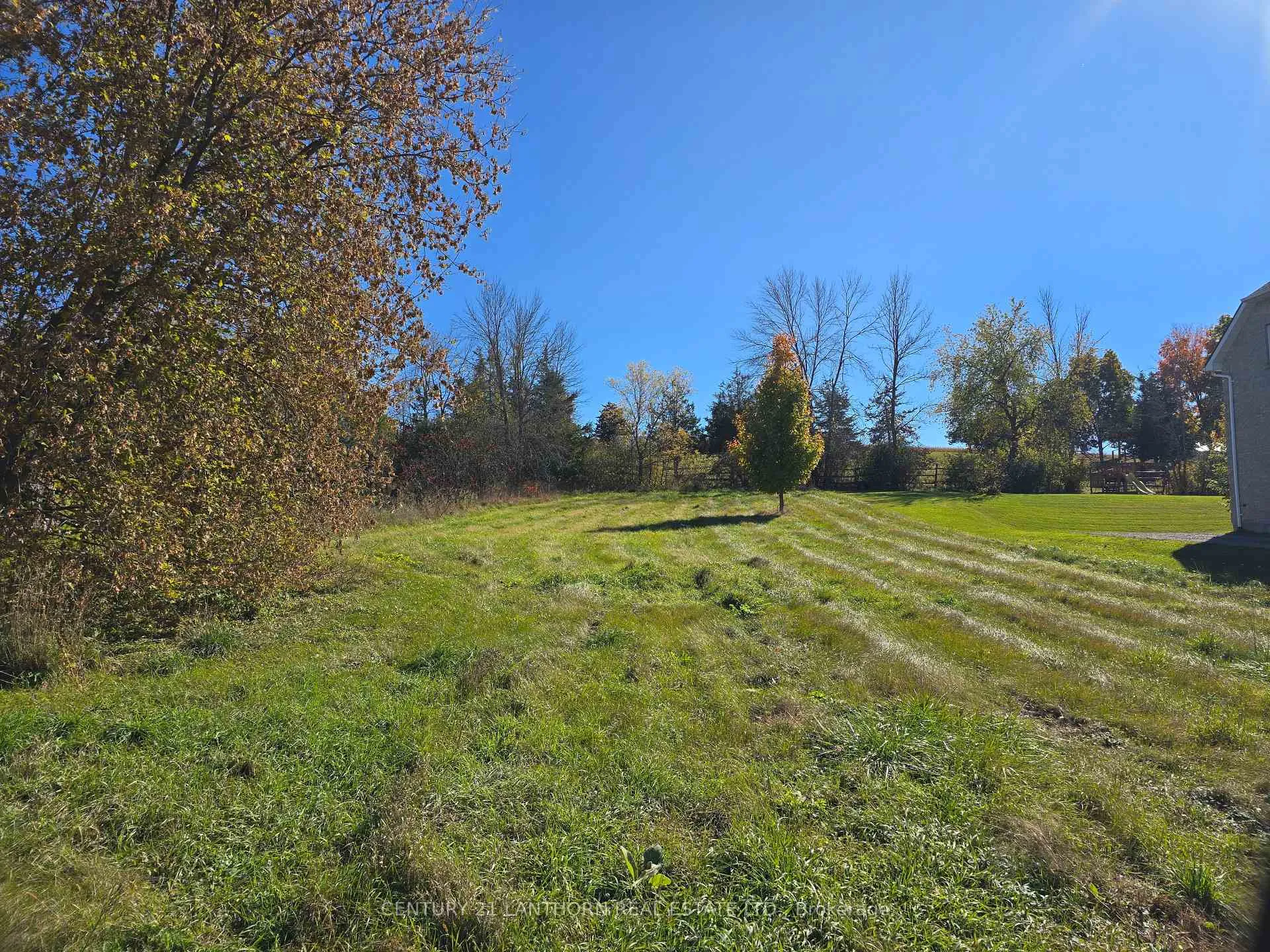 Photo 4 of Palace Road, Greater Napanee — HOMEH