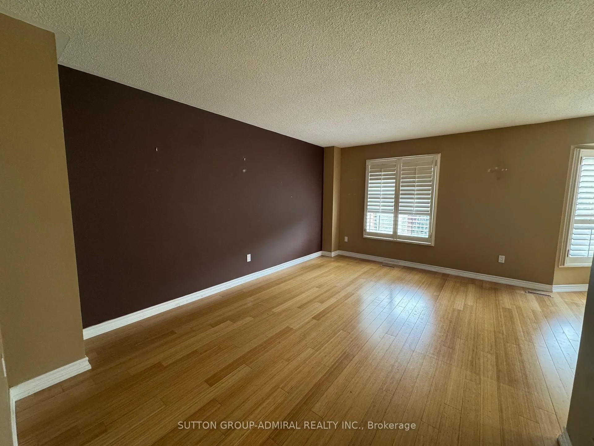 Photo 4 of 27 Dawson Crescent, Aurora, Hills of St Andrew — HOMEH