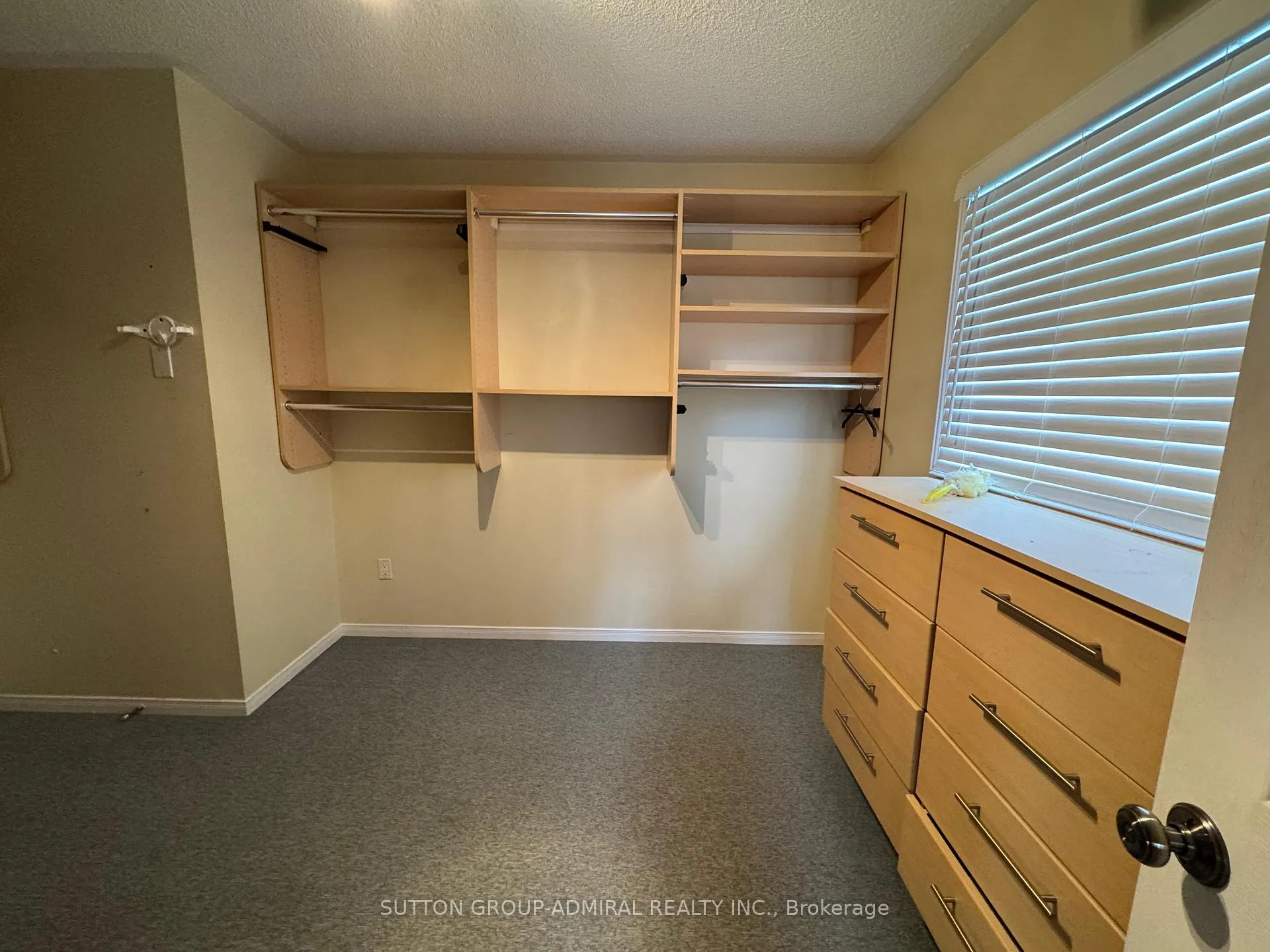 Photo 11 of 27 Dawson Crescent, Aurora, Hills of St Andrew — HOMEH