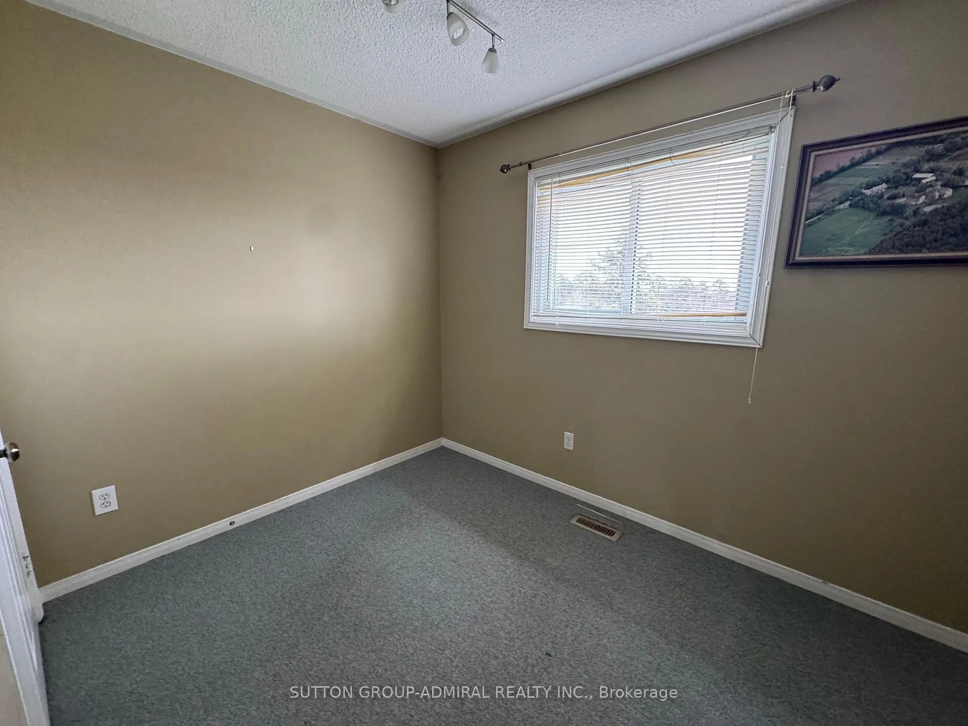 Photo 15 of 27 Dawson Crescent, Aurora, Hills of St Andrew — HOMEH
