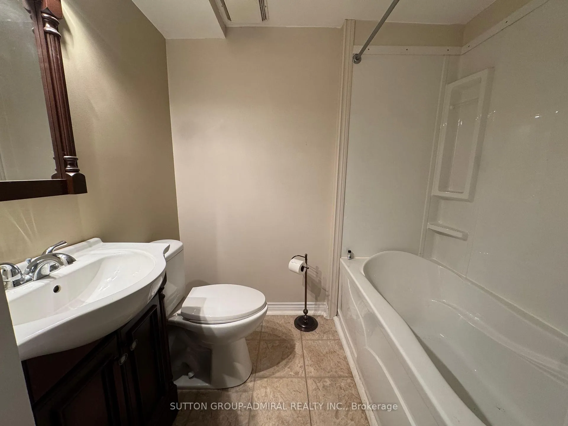 Photo 18 of 27 Dawson Crescent, Aurora, Hills of St Andrew — HOMEH