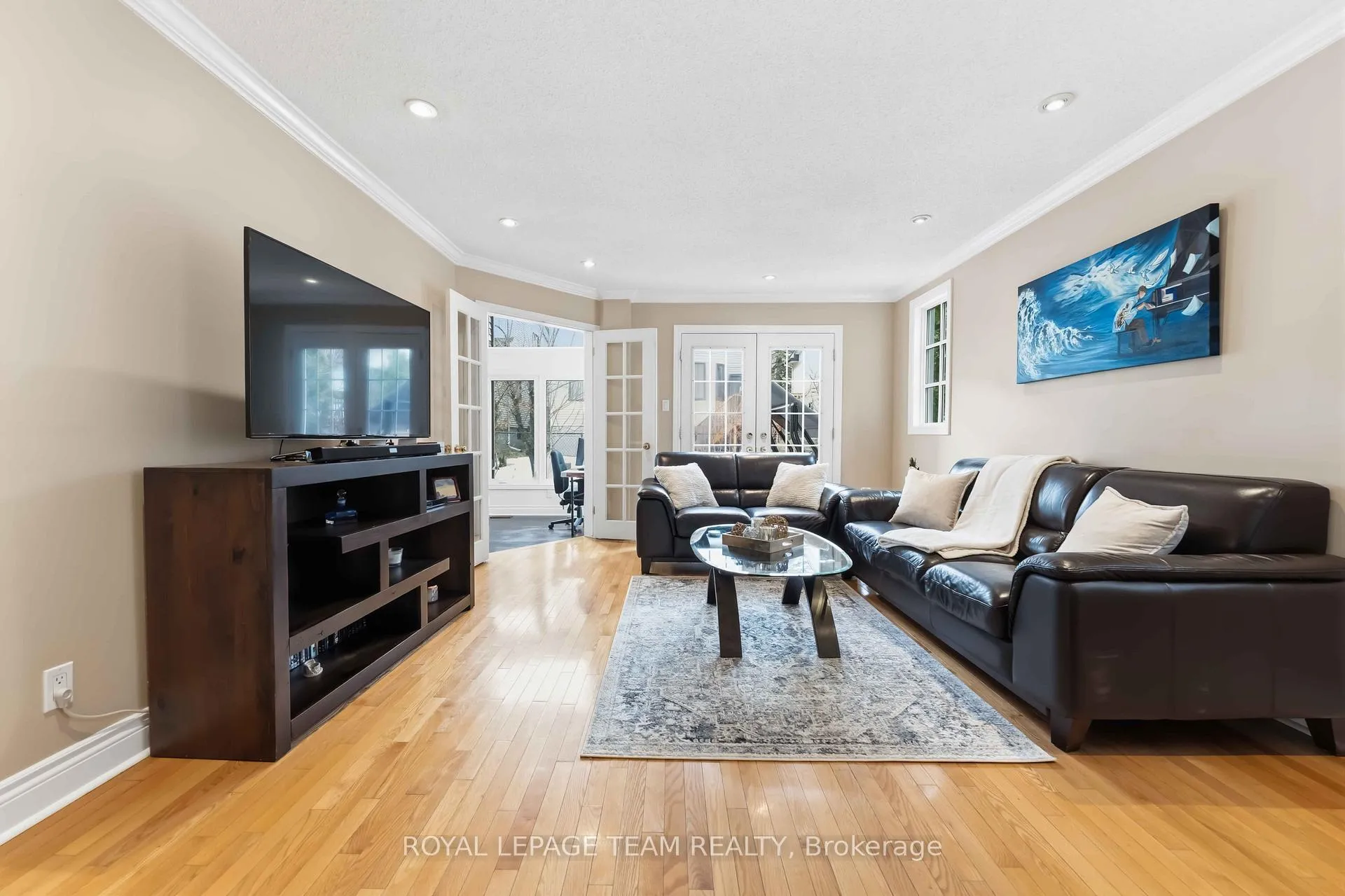 Photo 7 of 19 Hackett Street, Ottawa, Hunt Club Woods — HOMEH