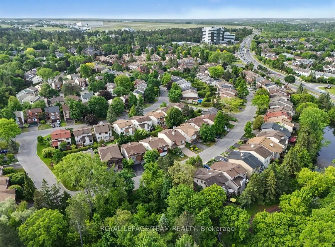 Photo 46 of 19 Hackett Street, Ottawa, Hunt Club Woods — HOMEH