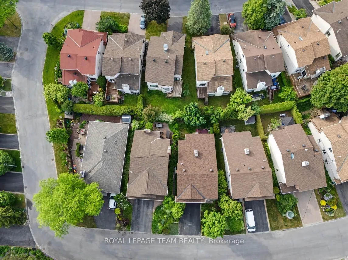 Photo 47 of 19 Hackett Street, Ottawa, Hunt Club Woods — HOMEH