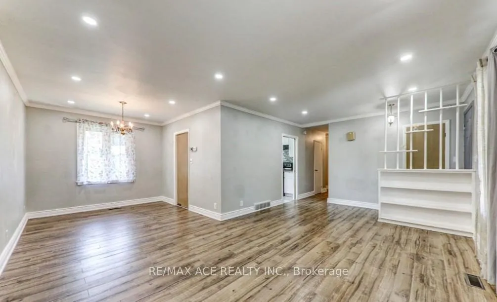 Photo 5 of Unit Main, 482 Nipigon Street, Oshawa, McLaughlin — HOMEH