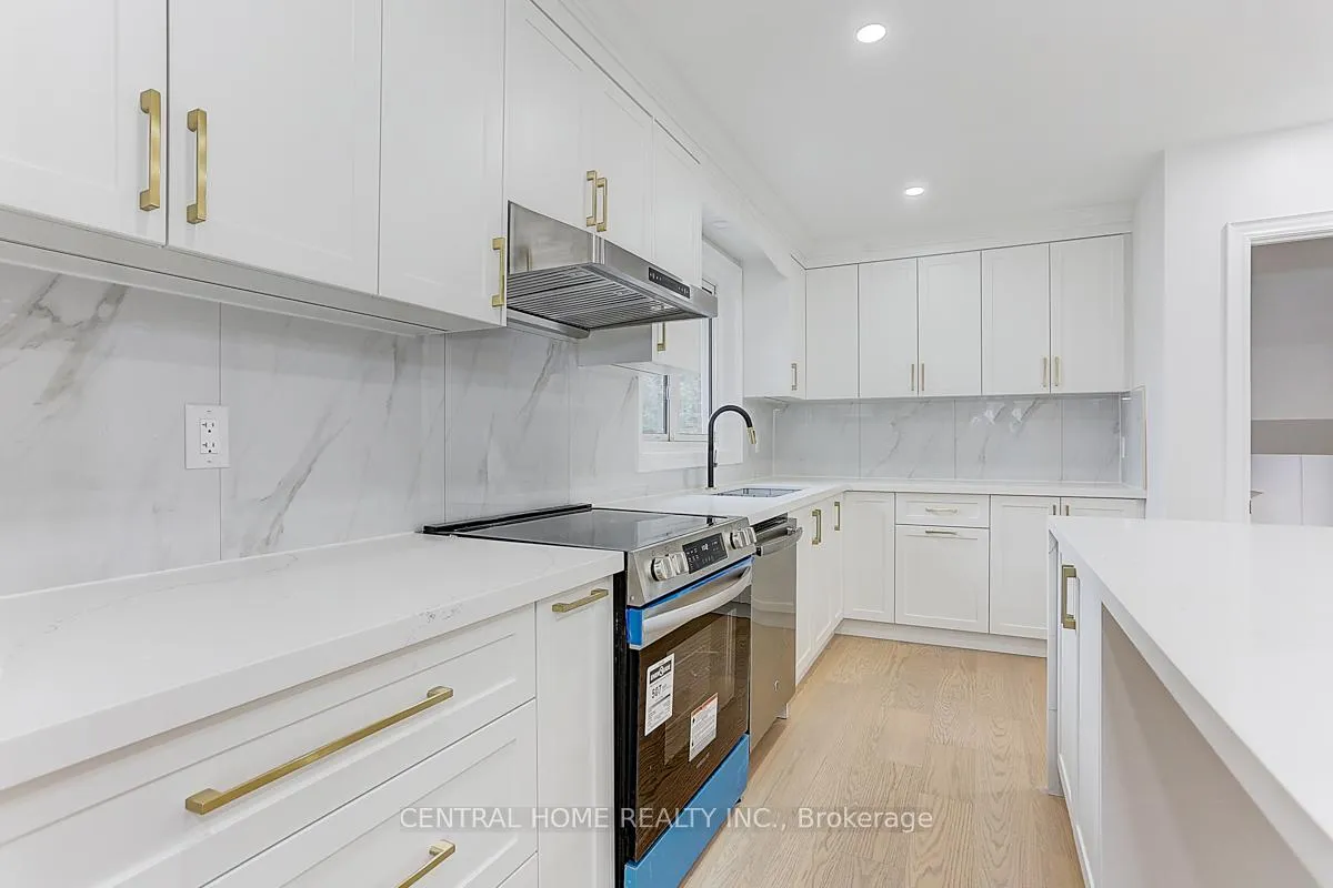 Photo 9 of Unit Main, 40 Sherwood Forest Drive, Markham, Bullock — HOMEH