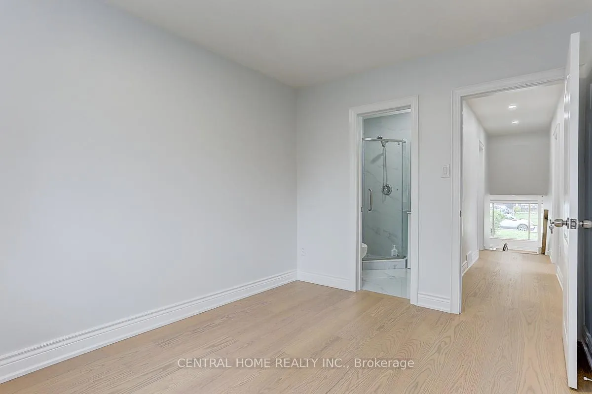 Photo 11 of Unit Main, 40 Sherwood Forest Drive, Markham, Bullock — HOMEH