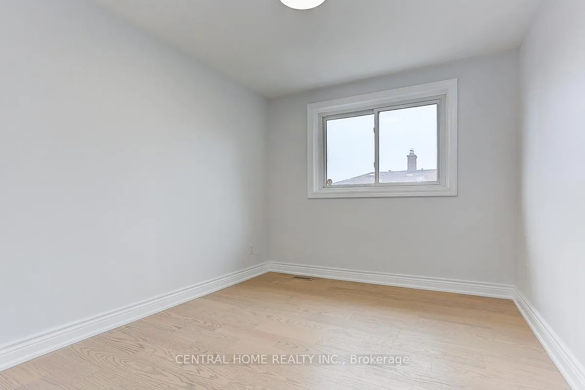 Photo 15 of Unit Main, 40 Sherwood Forest Drive, Markham, Bullock — HOMEH
