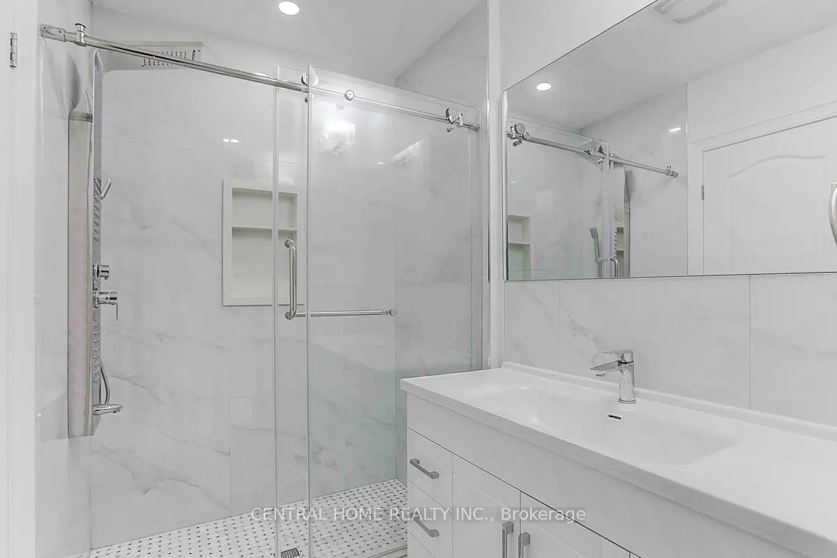 Photo 18 of Unit Main, 40 Sherwood Forest Drive, Markham, Bullock — HOMEH