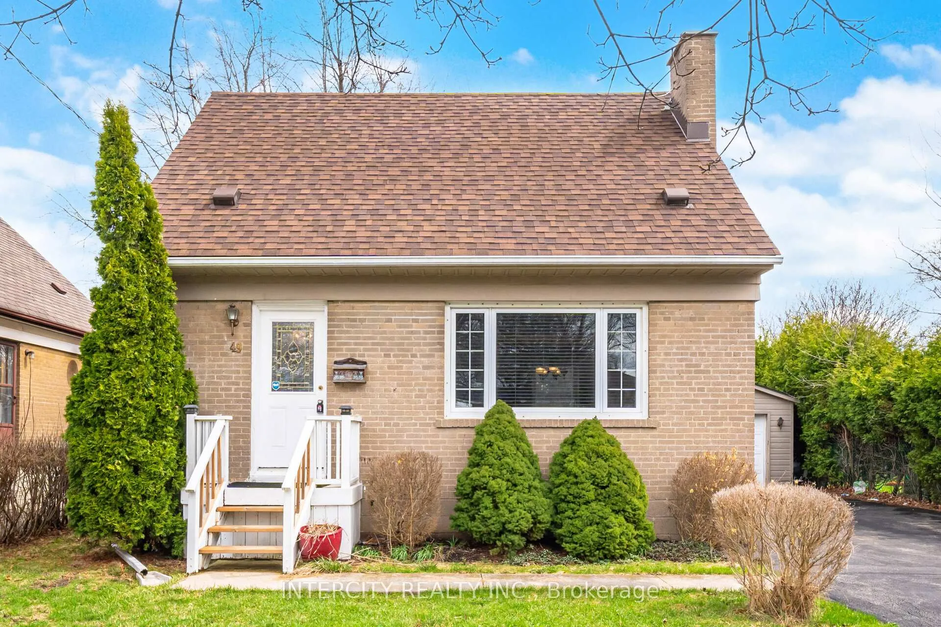 Photo 1 of 49 McCaul Street, Brampton, Brampton North — HOMEH