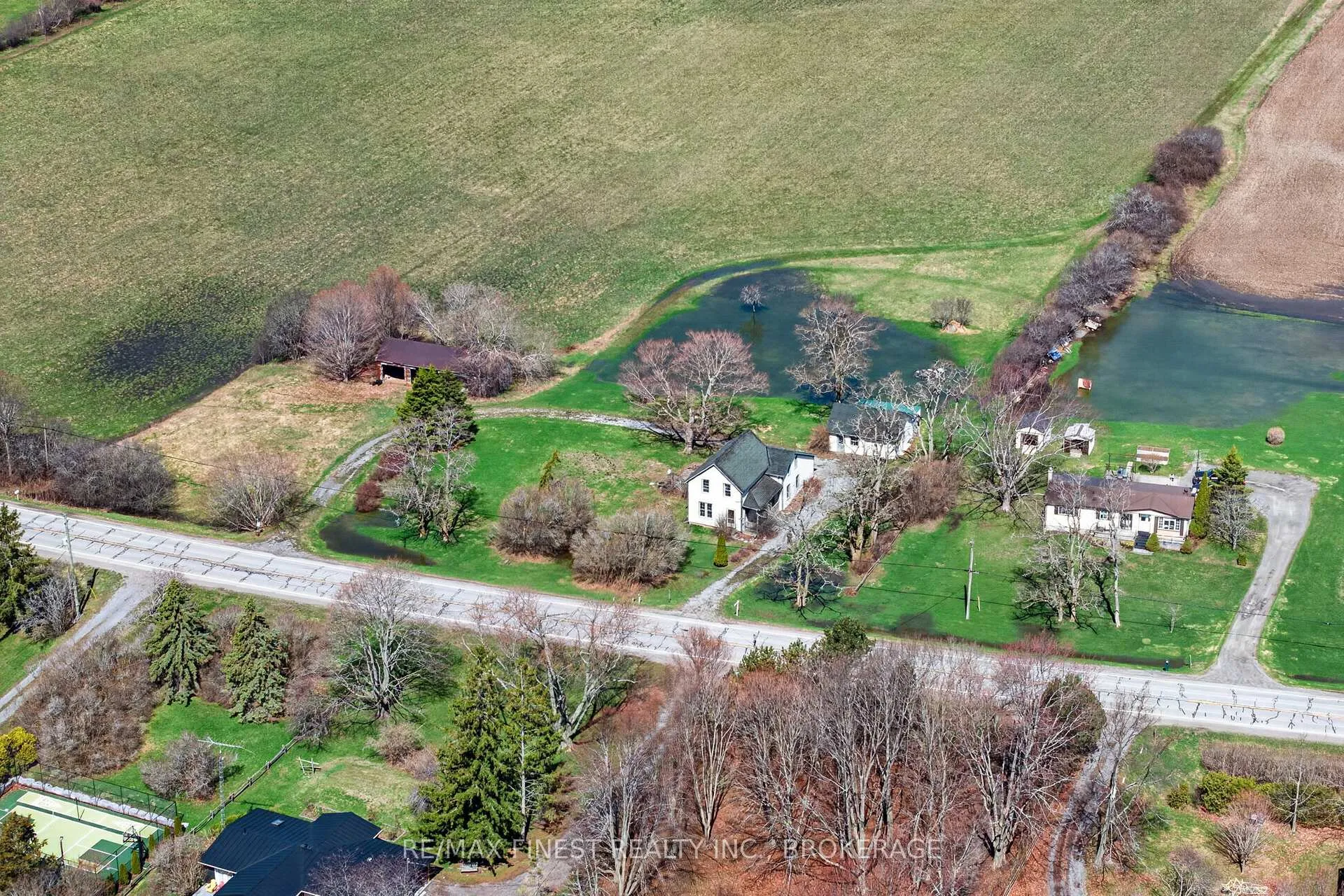 Photo 12 of 17020 Loyalist Parkway, Prince Edward County, Hillier Ward — HOMEH