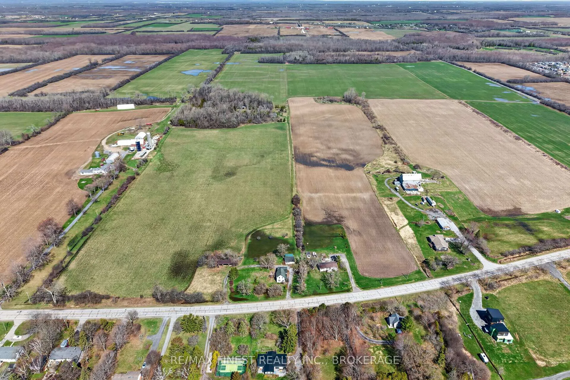 Photo 13 of 17020 Loyalist Parkway, Prince Edward County, Hillier Ward — HOMEH