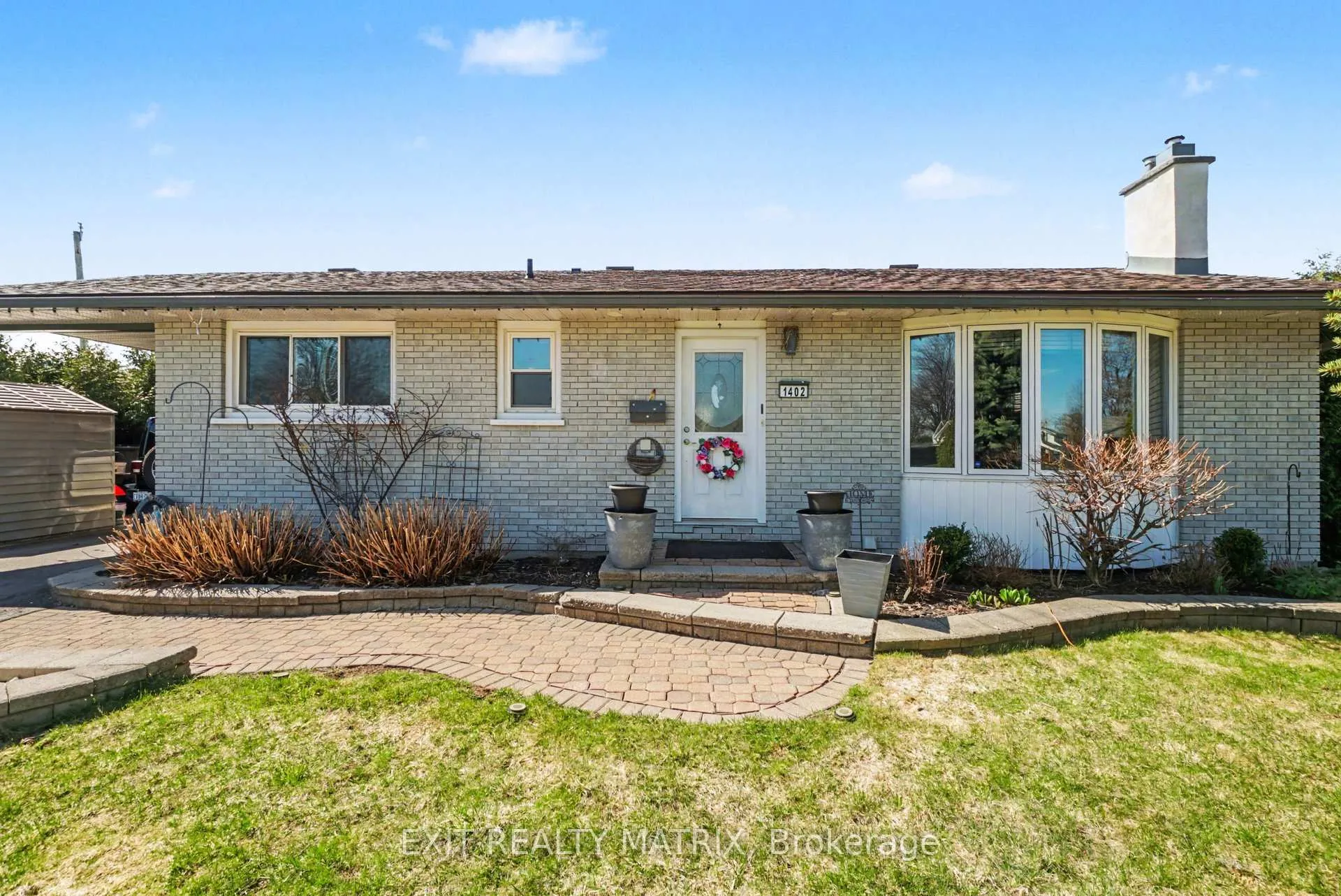 Photo 8 of 1402 Jamison Avenue, Ottawa, Bilberry Creek/Queenswood Heights — HOMEH