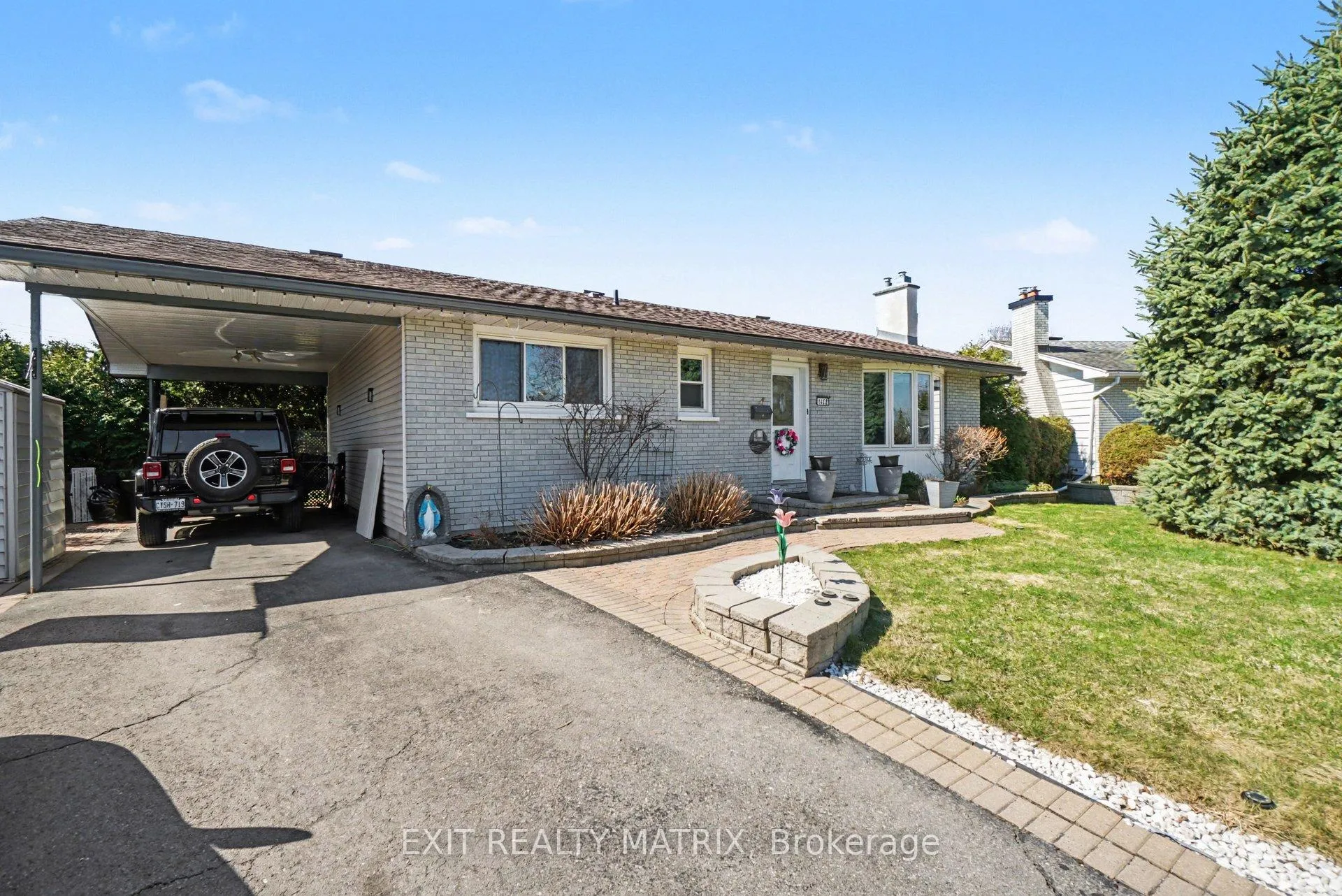 Photo 10 of 1402 Jamison Avenue, Ottawa, Bilberry Creek/Queenswood Heights — HOMEH