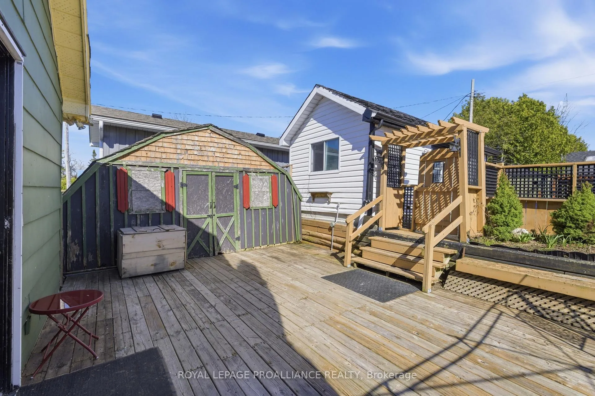 Photo 9 of 5469 Lakeshore Drive, Hamilton Township, Rural Hamilton — HOMEH