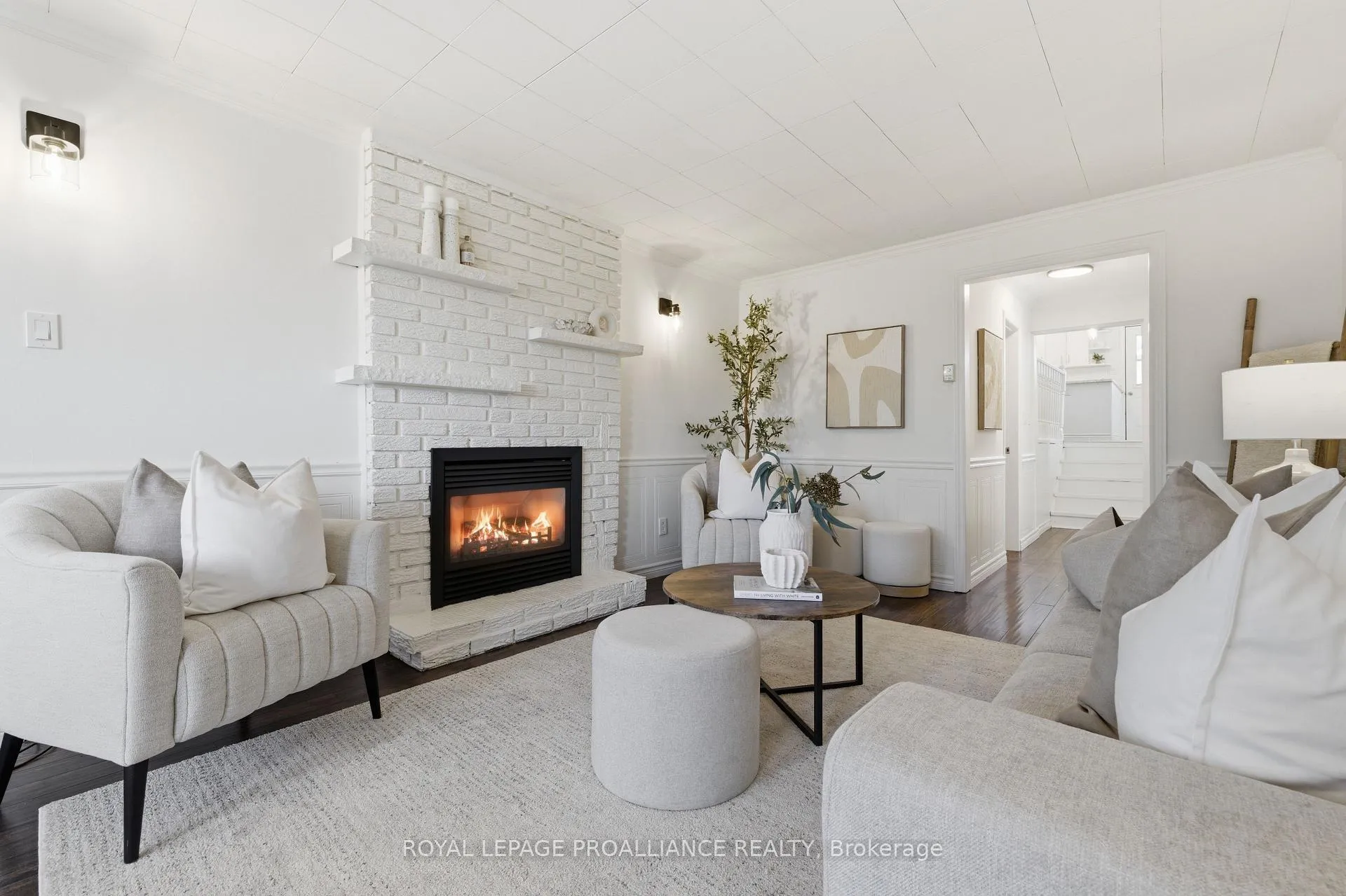 Photo 11 of 5469 Lakeshore Drive, Hamilton Township, Rural Hamilton — HOMEH