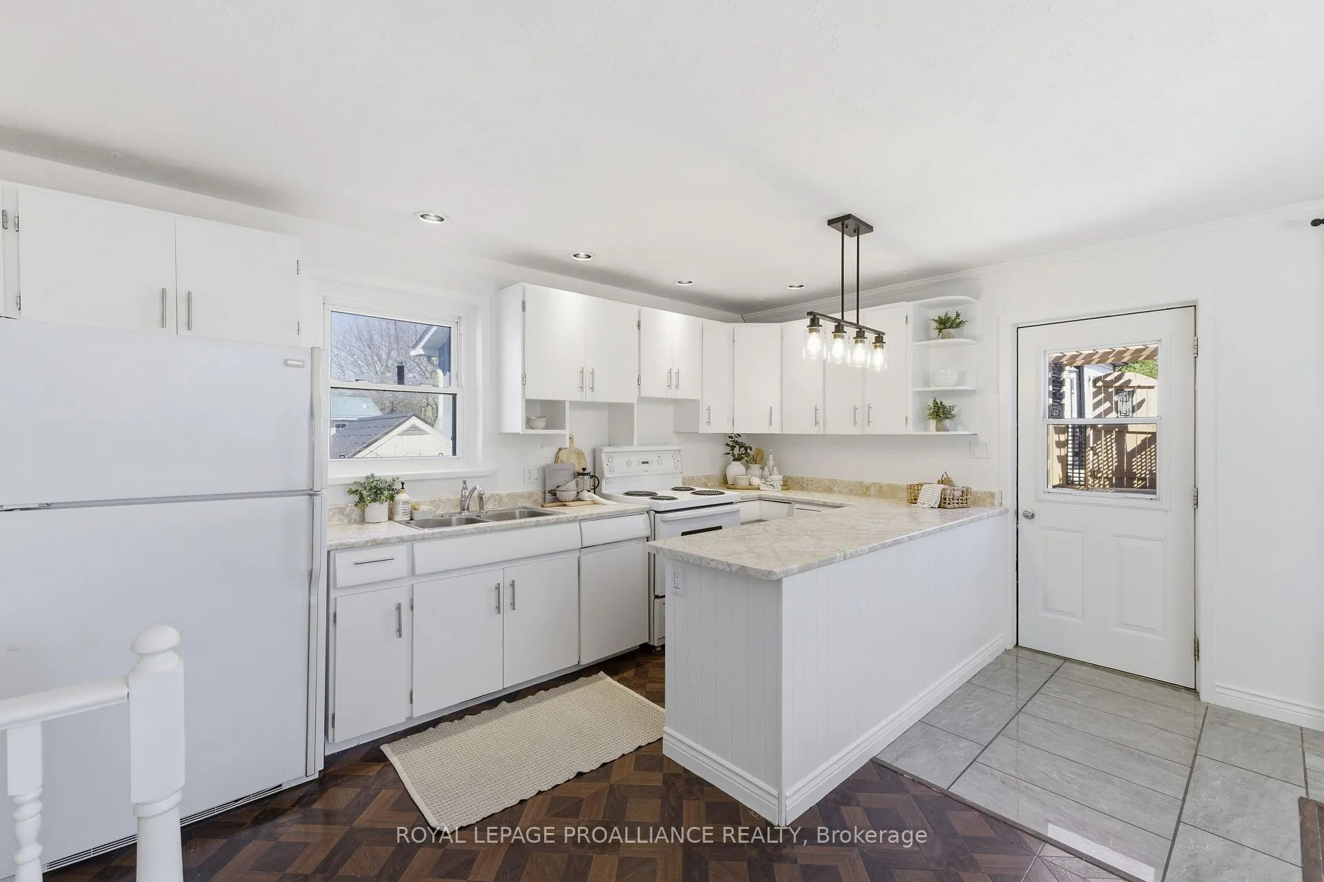 Photo 17 of 5469 Lakeshore Drive, Hamilton Township, Rural Hamilton — HOMEH