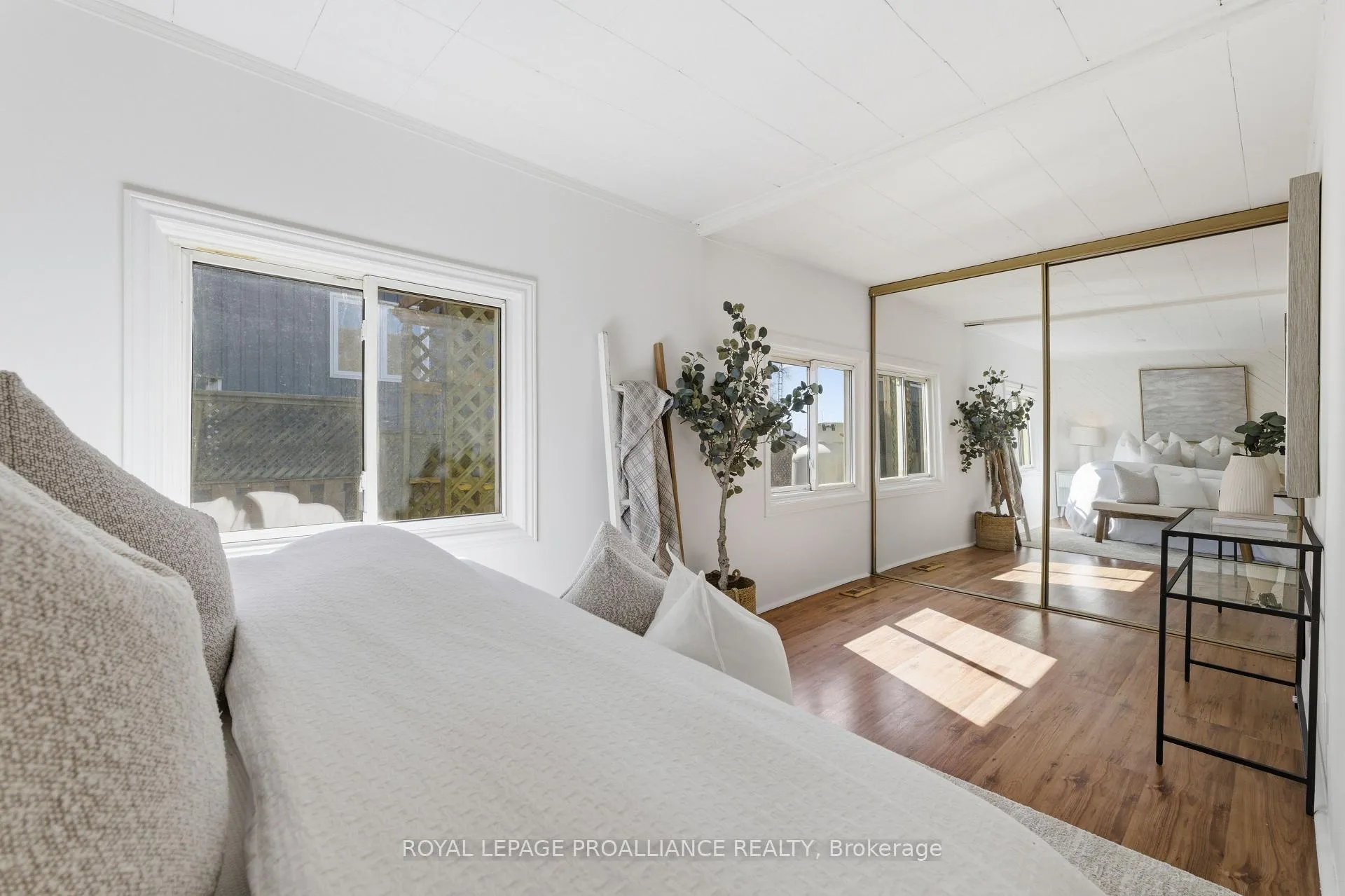 Photo 28 of 5469 Lakeshore Drive, Hamilton Township, Rural Hamilton — HOMEH