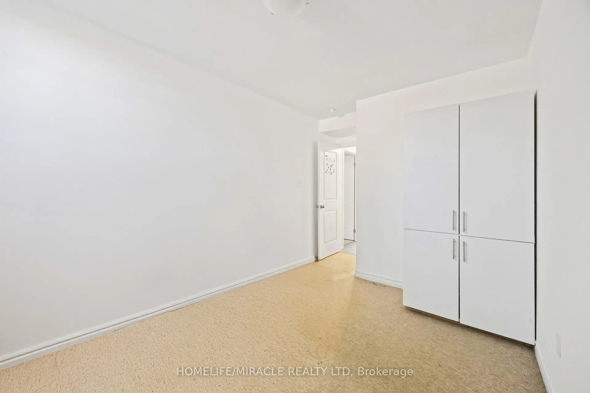 Photo 18 of Unit 11, 244 Penetanguishene Road, Barrie, Georgian Drive — HOMEH