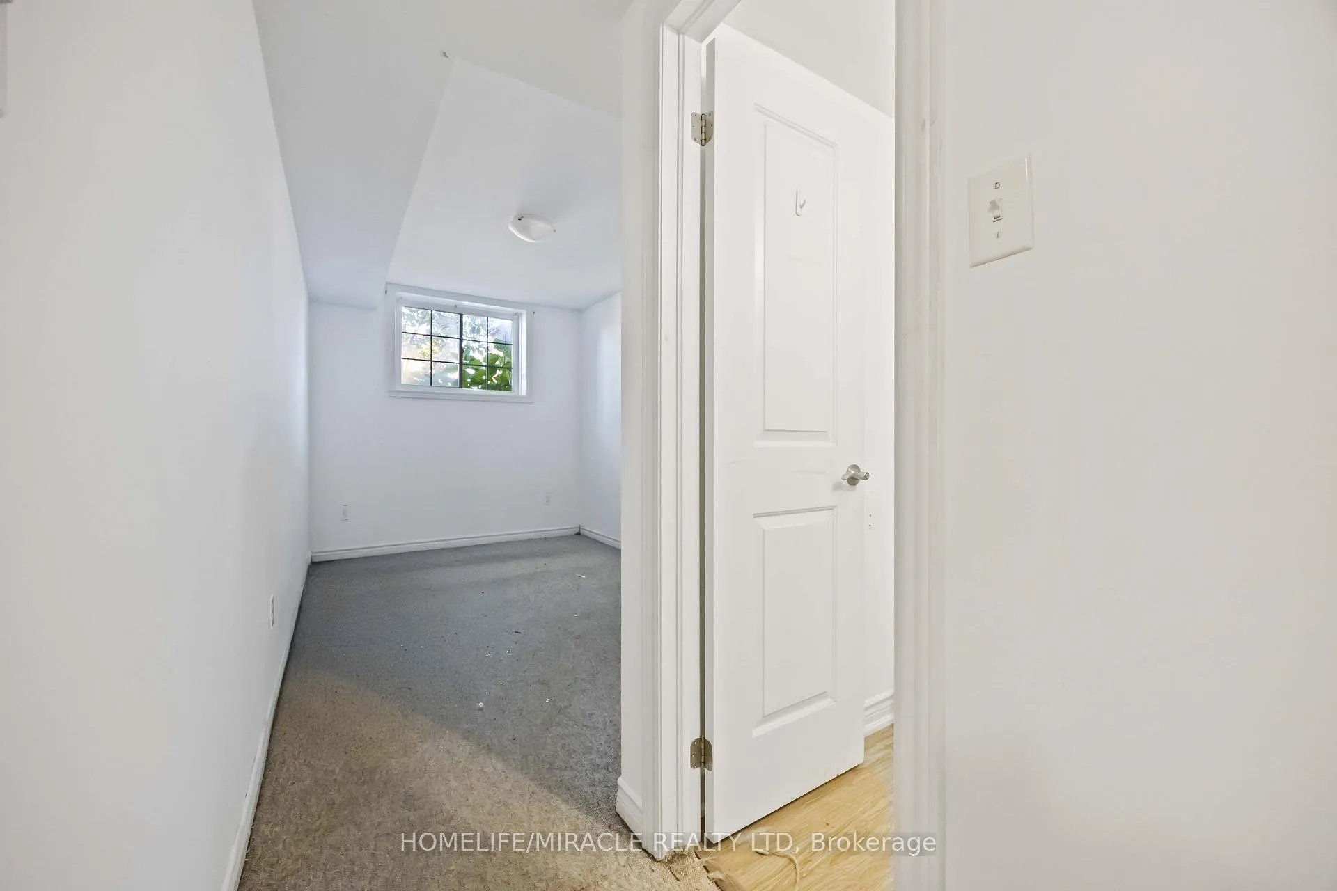 Photo 20 of Unit 11, 244 Penetanguishene Road, Barrie, Georgian Drive — HOMEH