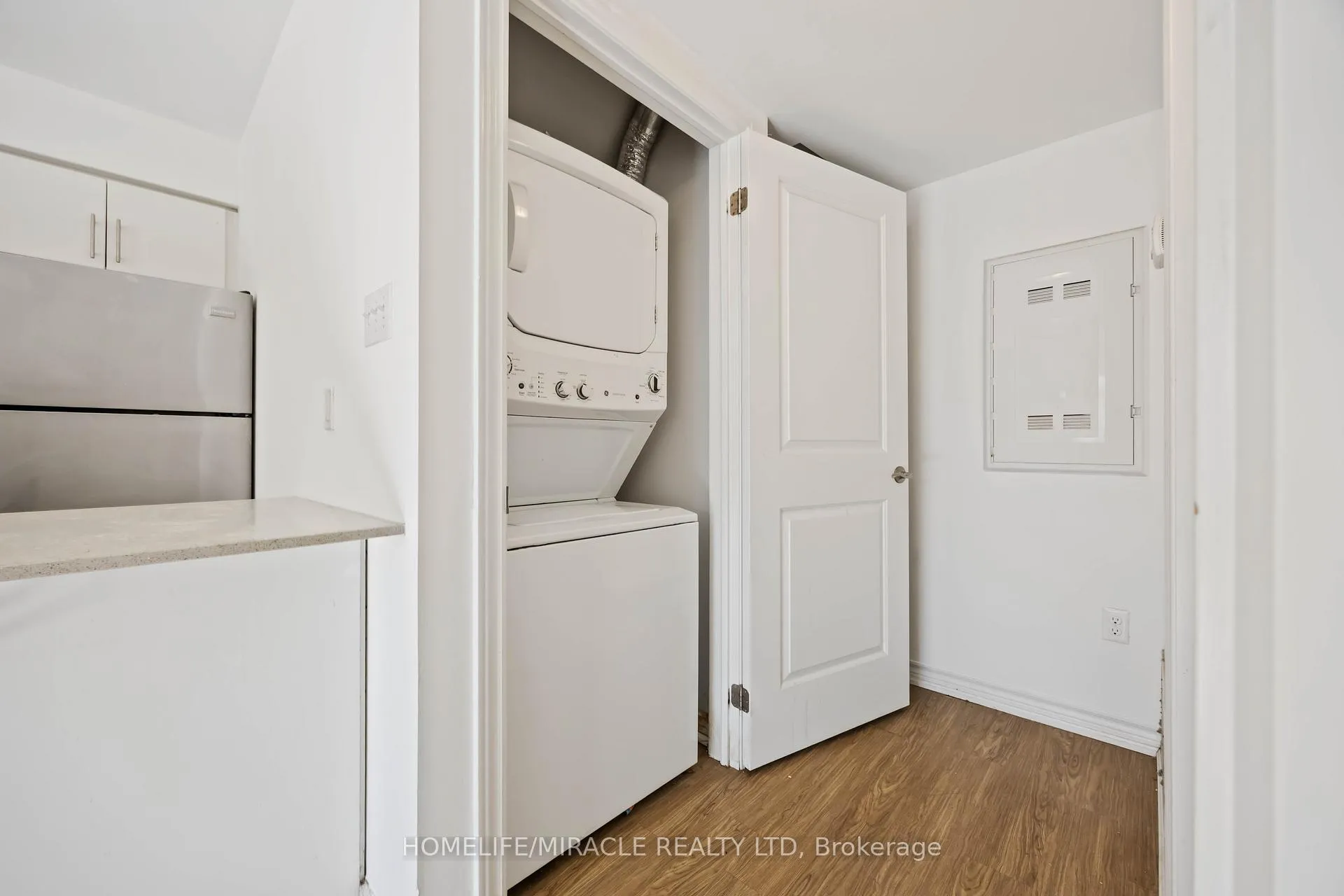 Photo 31 of Unit 11, 244 Penetanguishene Road, Barrie, Georgian Drive — HOMEH