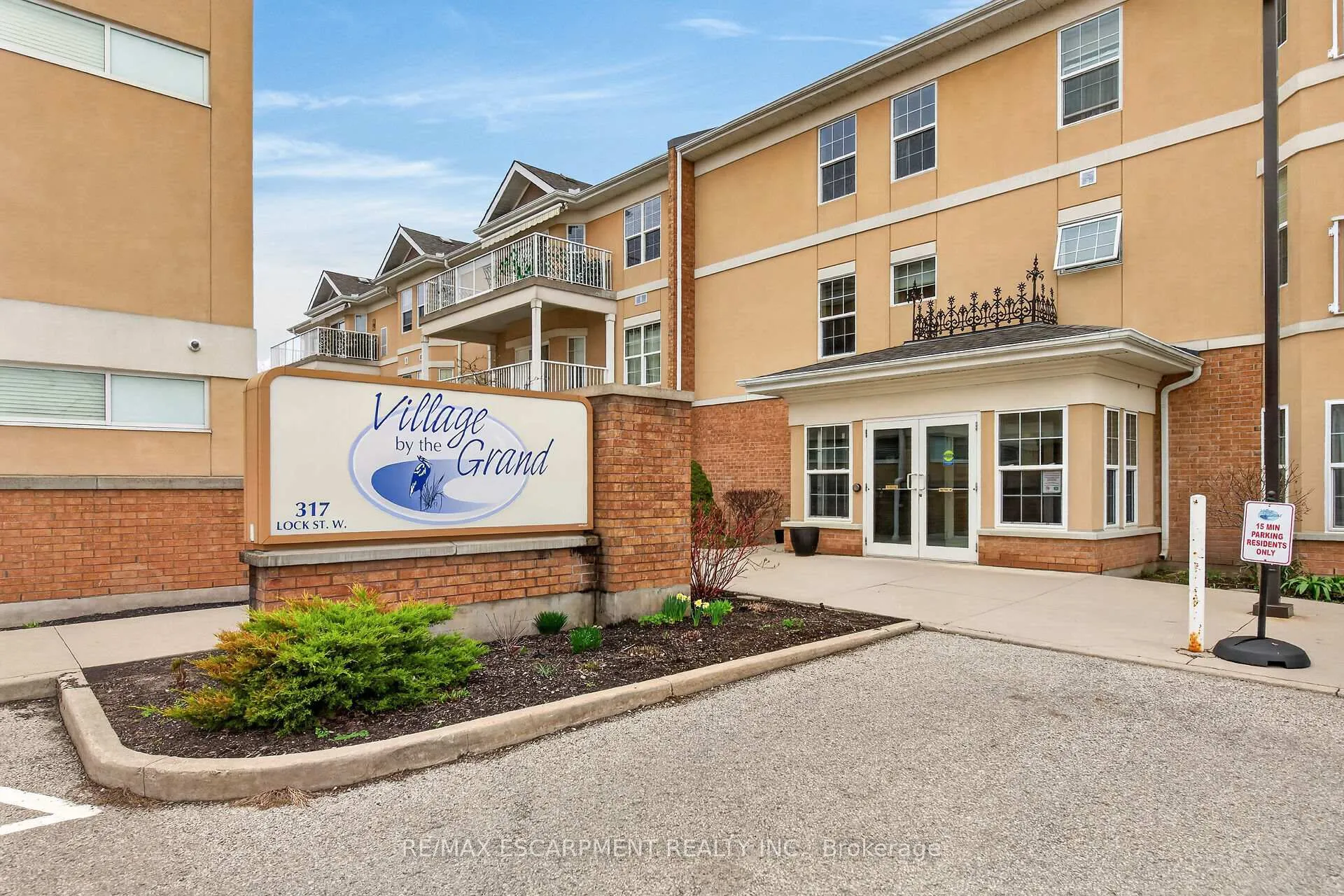 Front of Unit 115, 317 Lock Street