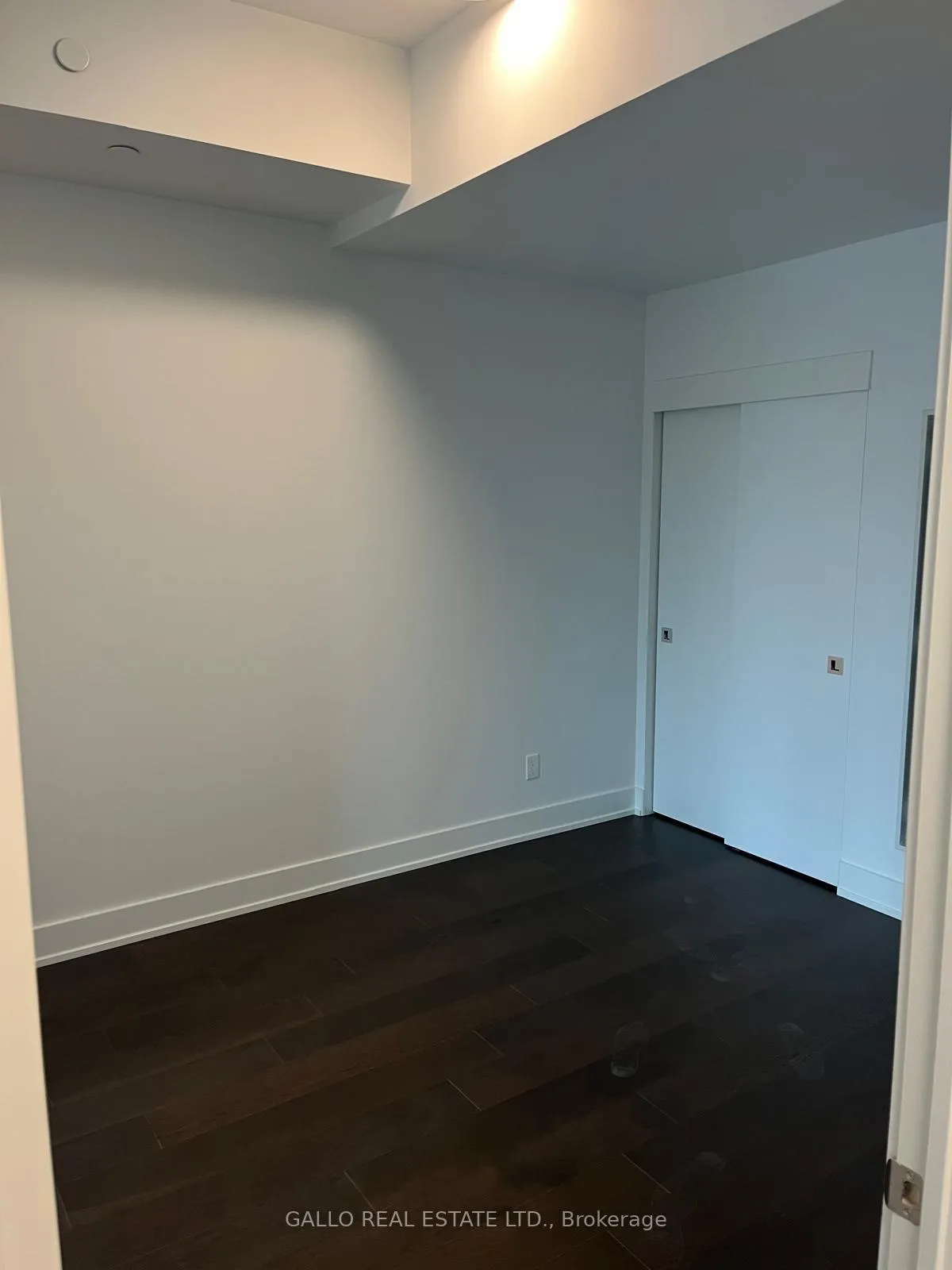 Photo 12 of Unit 307, 8 Manor Road W, Toronto, Yonge-Eglinton — HOMEH