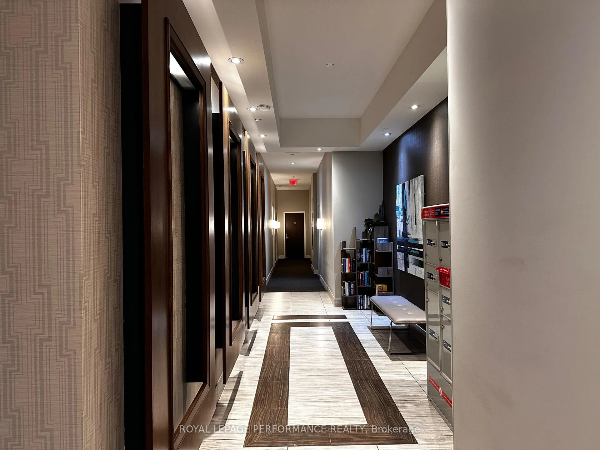 Photo 5 of Unit 103, 330 Titan Private, Ottawa, Borden Farm/Stewart Farm/Carleton Heights/Parkwood Hills — HOMEH