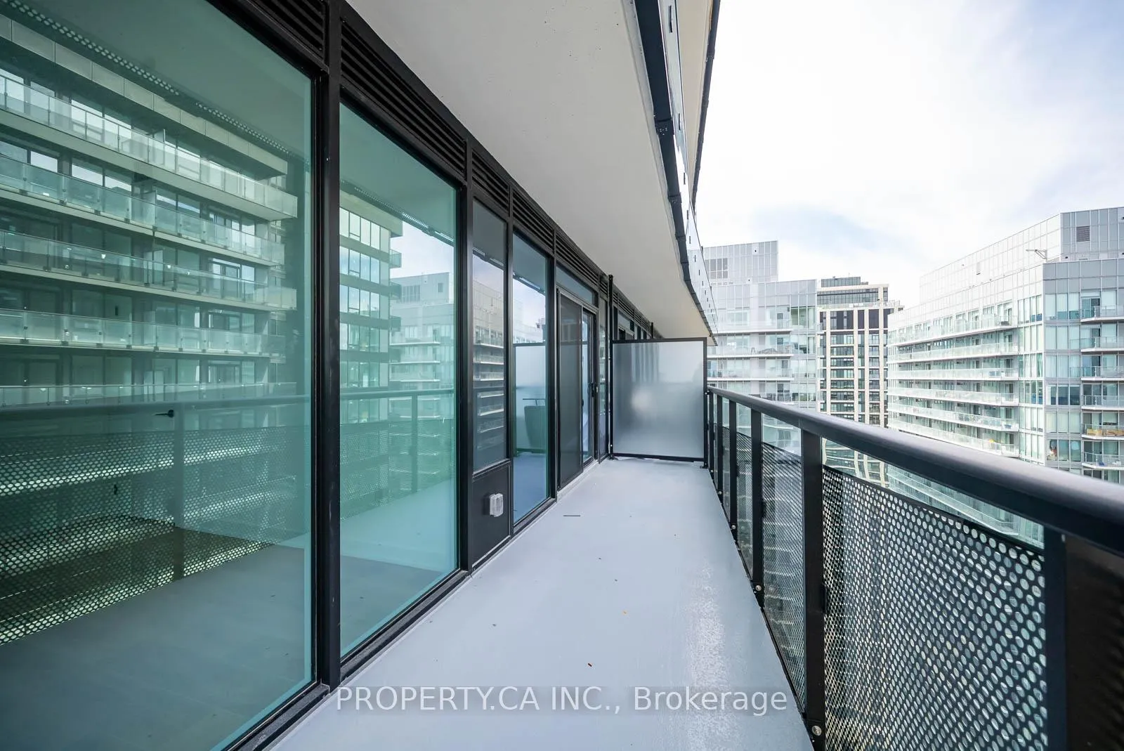 Photo 12 of Unit 3409, 127 Broadway Avenue, Toronto, Mount Pleasant West — HOMEH