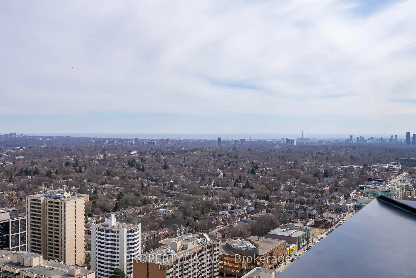 Photo 18 of Unit 3409, 127 Broadway Avenue, Toronto, Mount Pleasant West — HOMEH