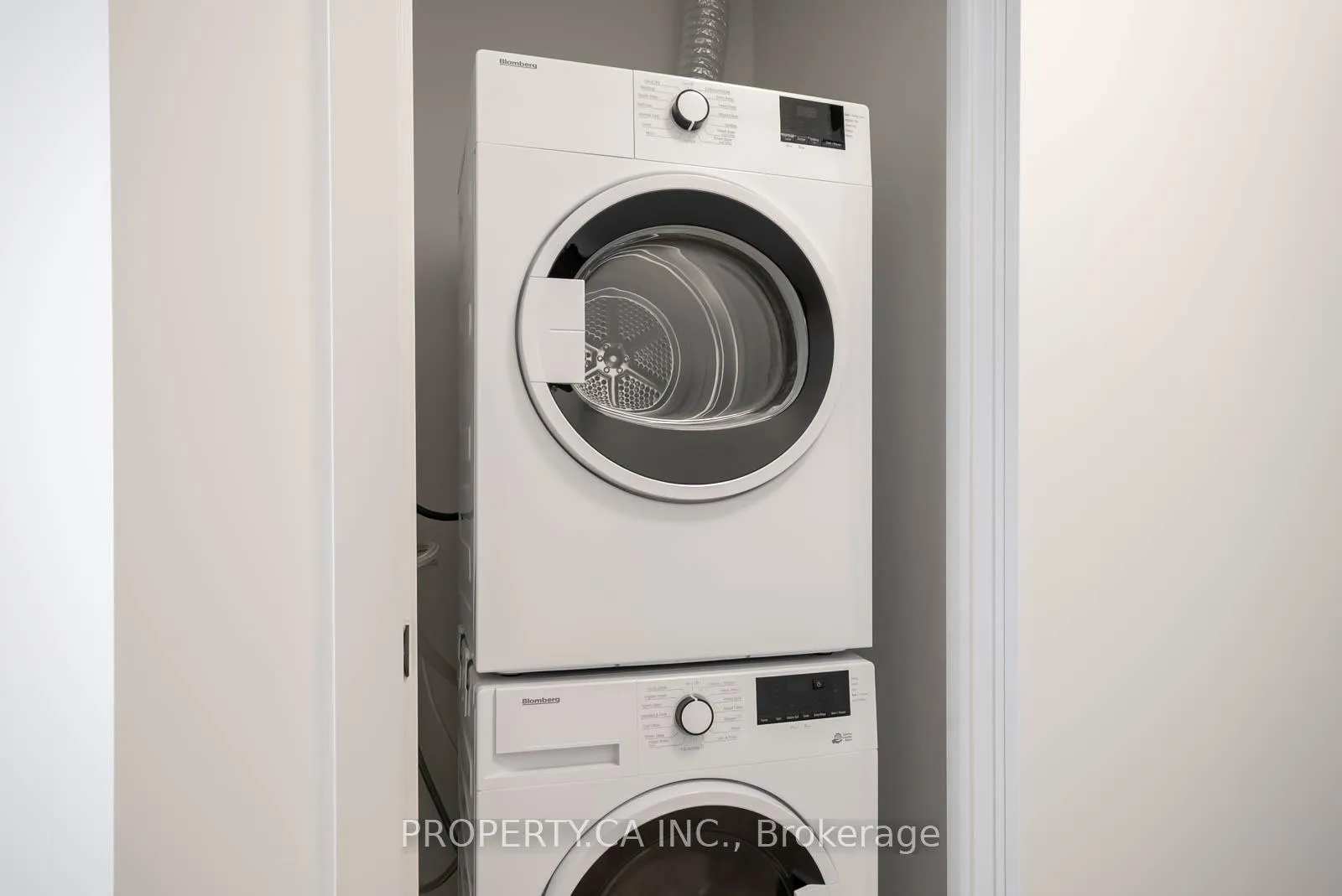 Photo 20 of Unit 3409, 127 Broadway Avenue, Toronto, Mount Pleasant West — HOMEH