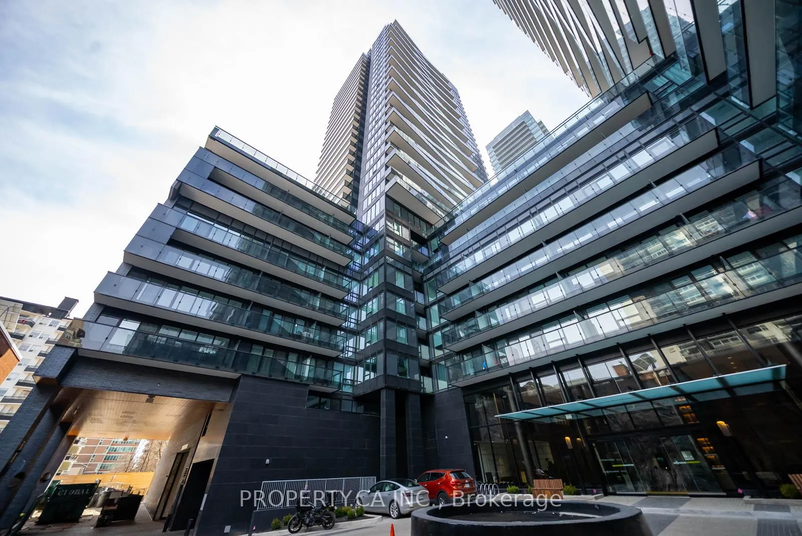 Photo 26 of Unit 3409, 127 Broadway Avenue, Toronto, Mount Pleasant West — HOMEH