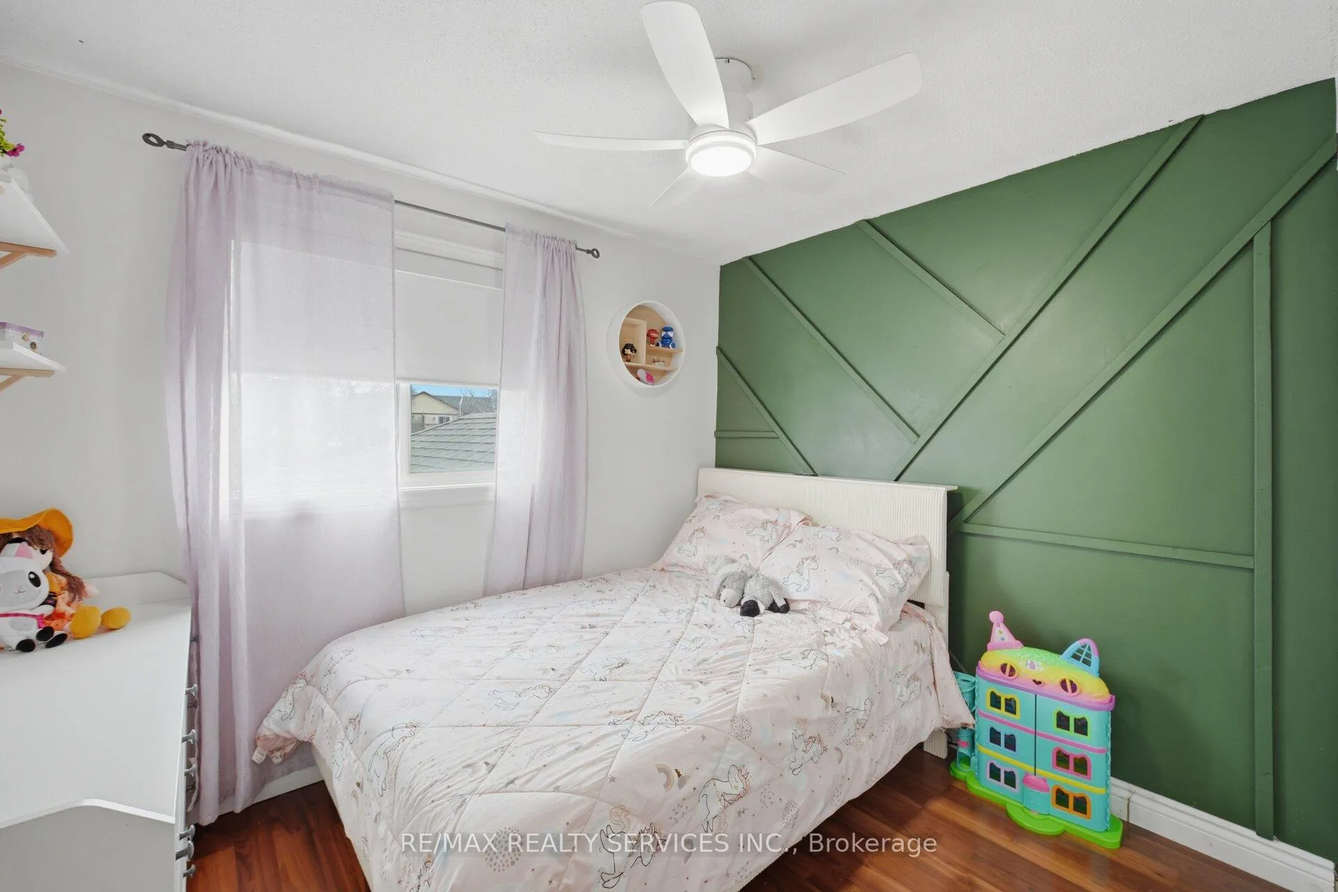 Photo 27 of 48 Terryhill Square, Brampton, Heart Lake East — HOMEH