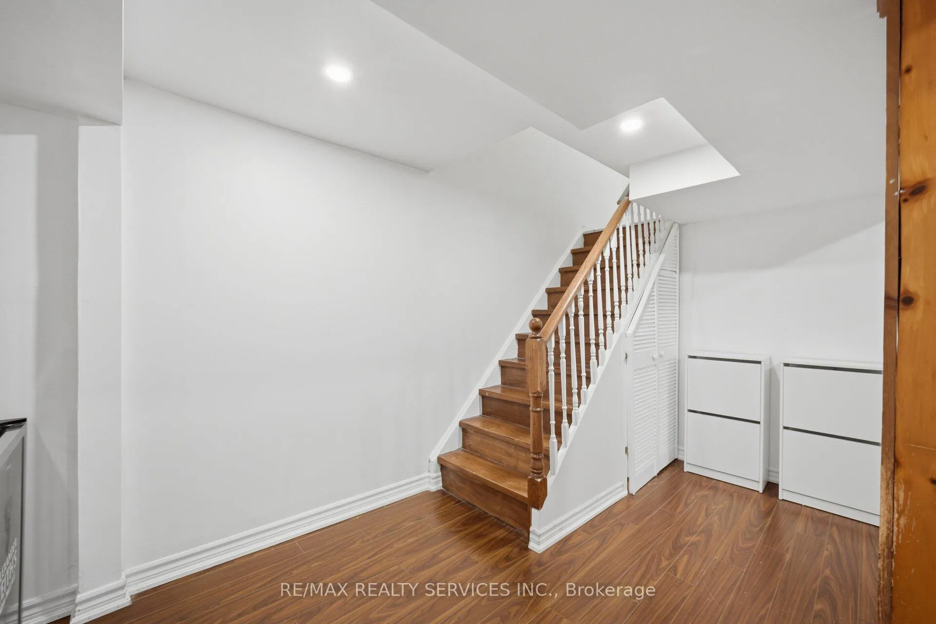 Photo 31 of 48 Terryhill Square, Brampton, Heart Lake East — HOMEH