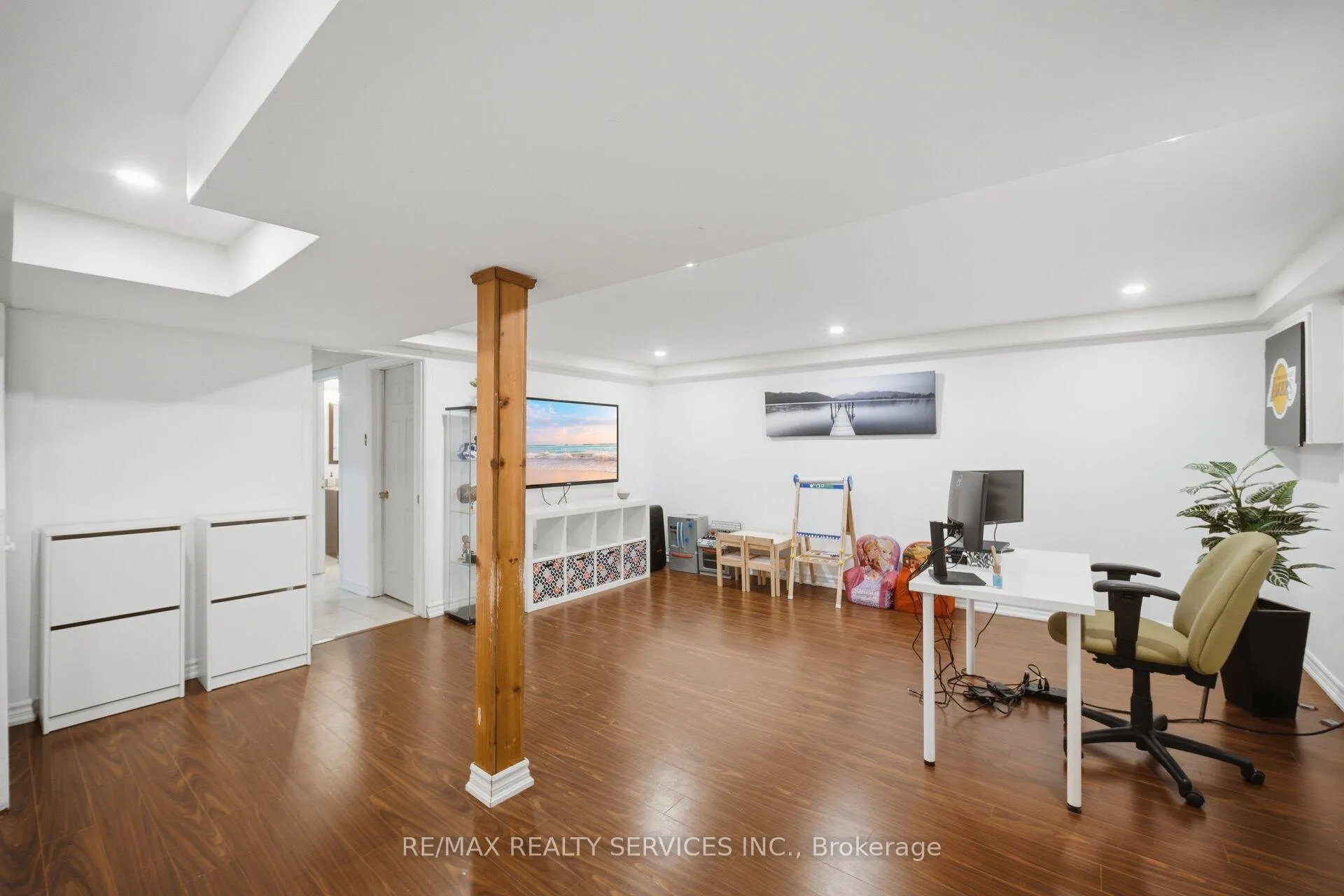Photo 32 of 48 Terryhill Square, Brampton, Heart Lake East — HOMEH