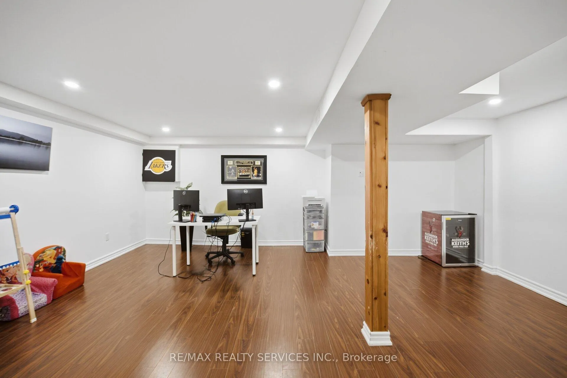 Photo 33 of 48 Terryhill Square, Brampton, Heart Lake East — HOMEH