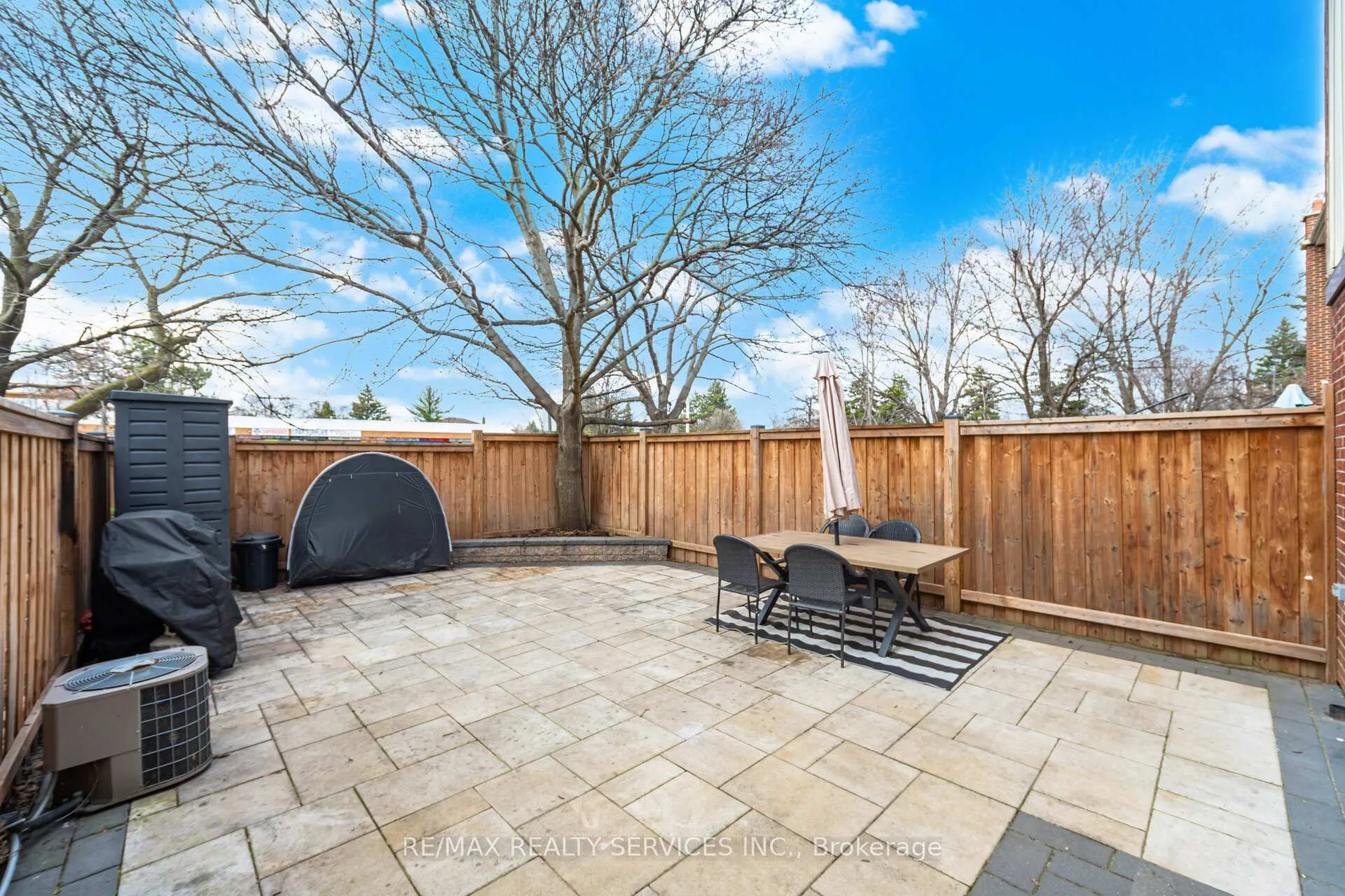 Photo 37 of 48 Terryhill Square, Brampton, Heart Lake East — HOMEH