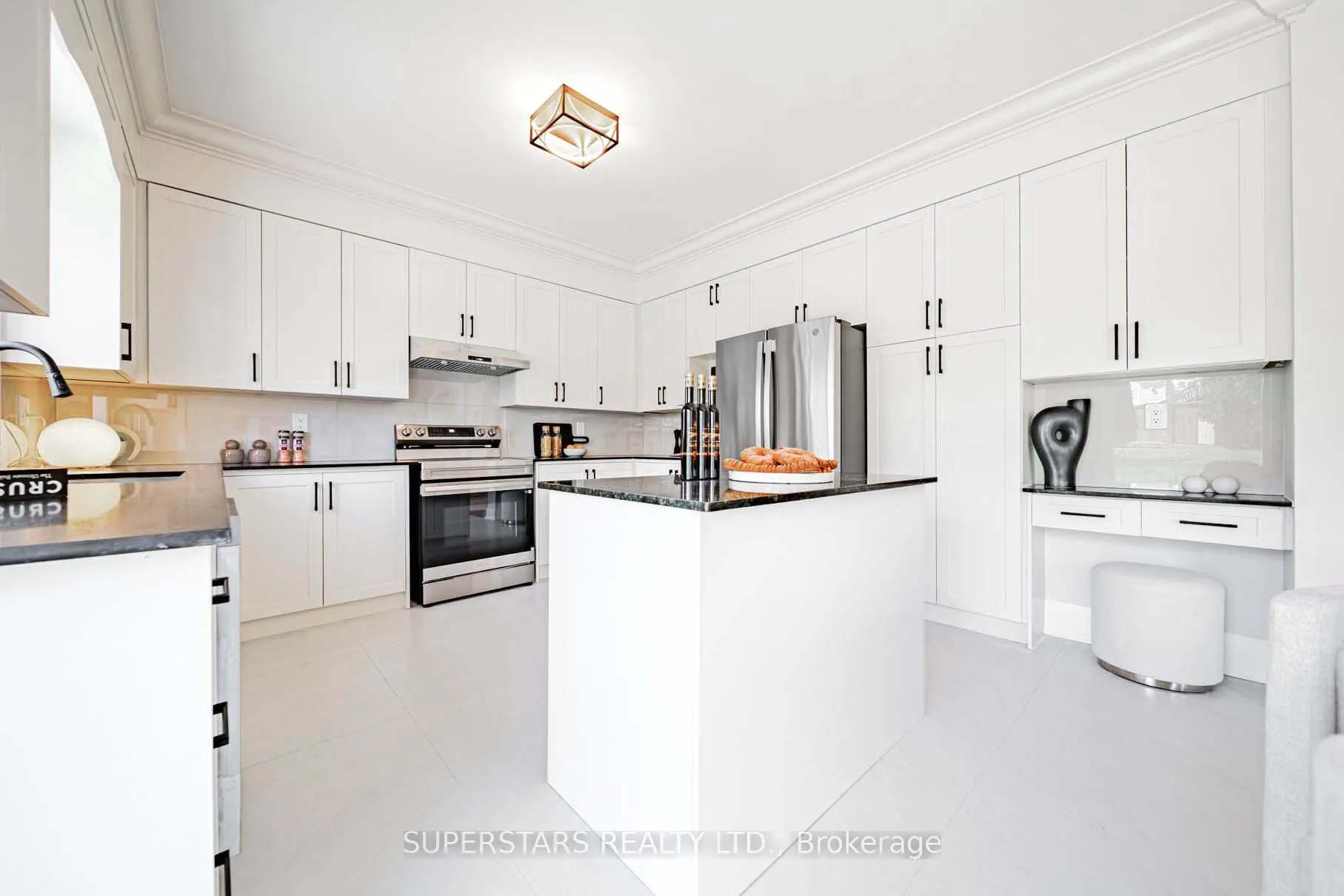 Photo 11 of 1649 Ballantrae Drive, Oshawa, Taunton — HOMEH
