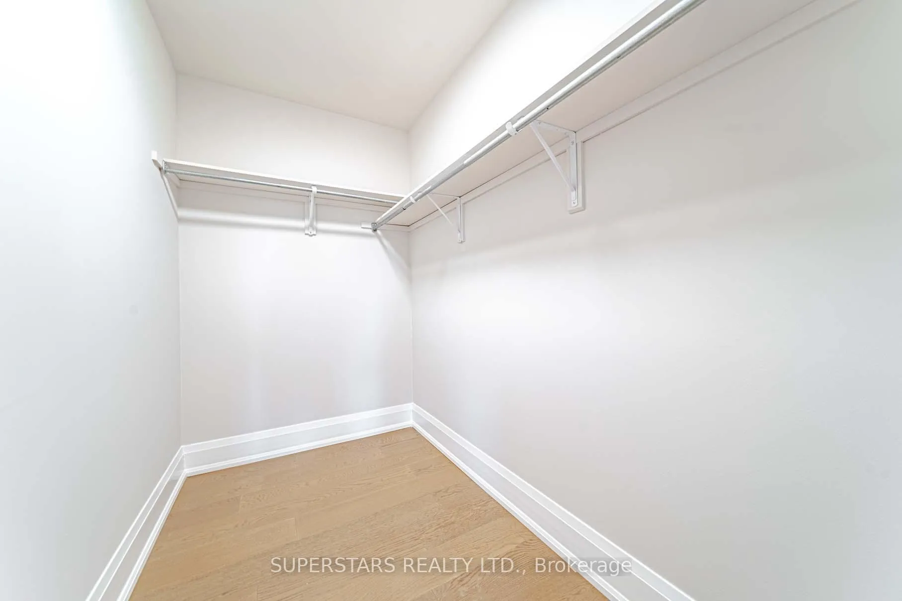 Photo 32 of 1649 Ballantrae Drive, Oshawa, Taunton — HOMEH
