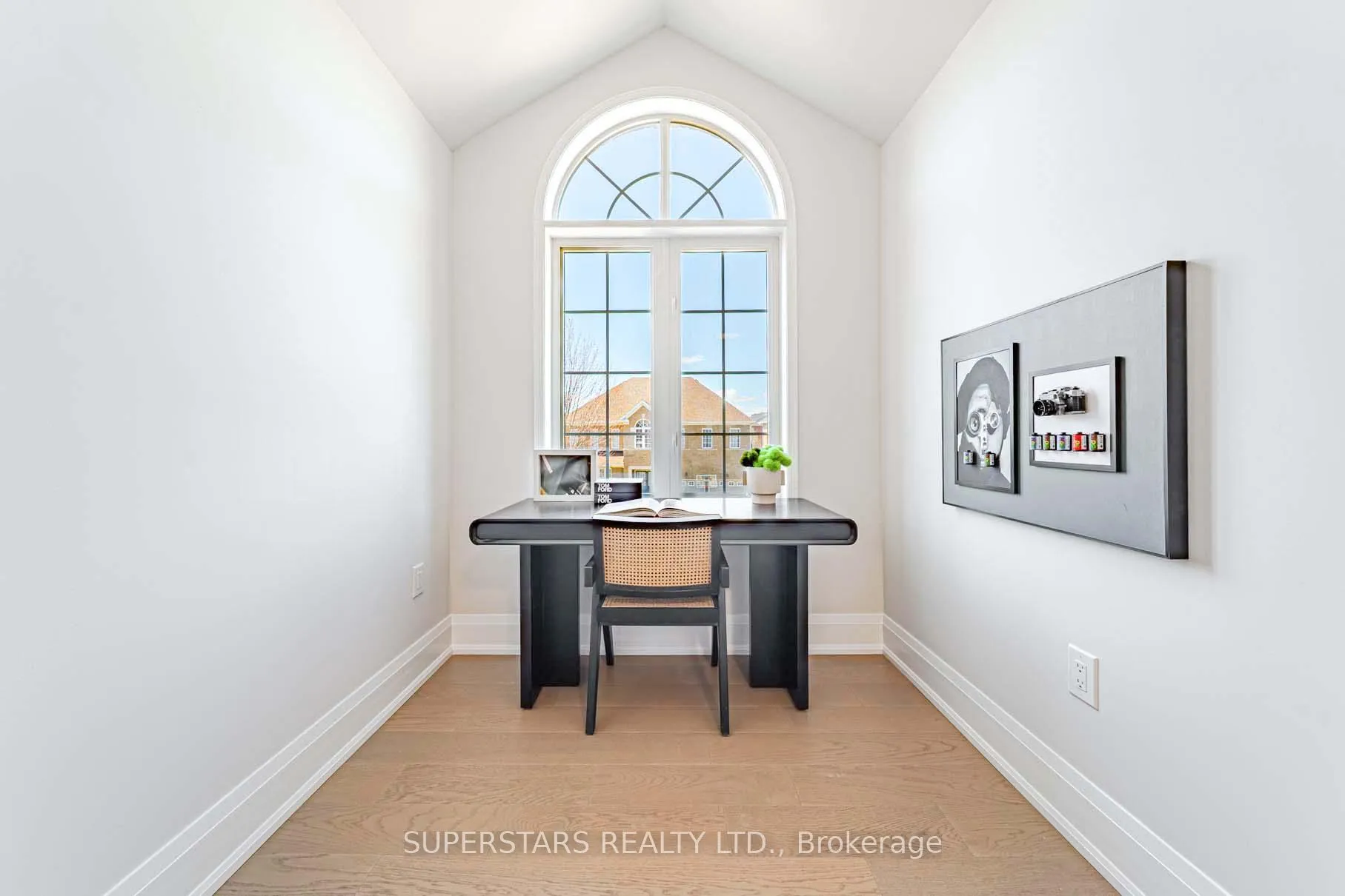 Photo 35 of 1649 Ballantrae Drive, Oshawa, Taunton — HOMEH