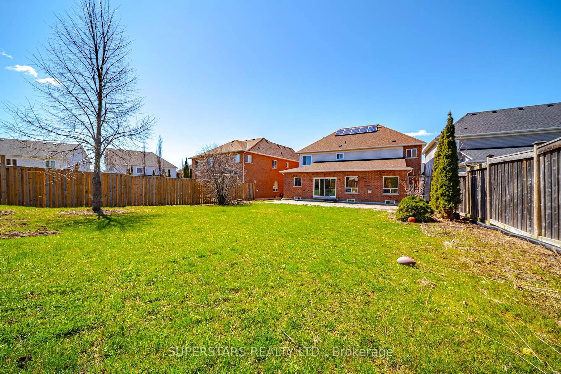 Photo 48 of 1649 Ballantrae Drive, Oshawa, Taunton — HOMEH