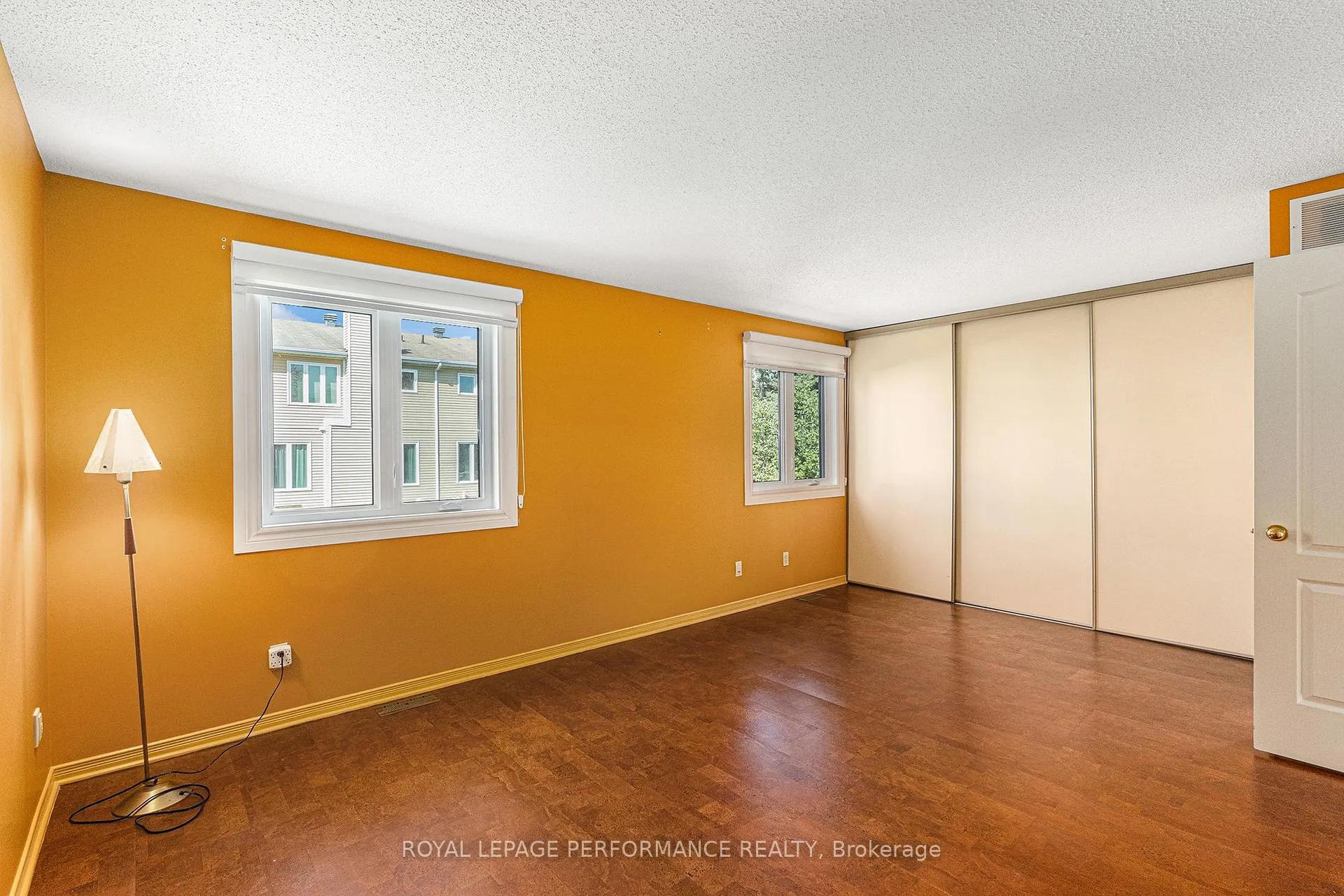 Photo 15 of 2015 Summerfields Crescent, Ottawa, Chapel Hill — HOMEH