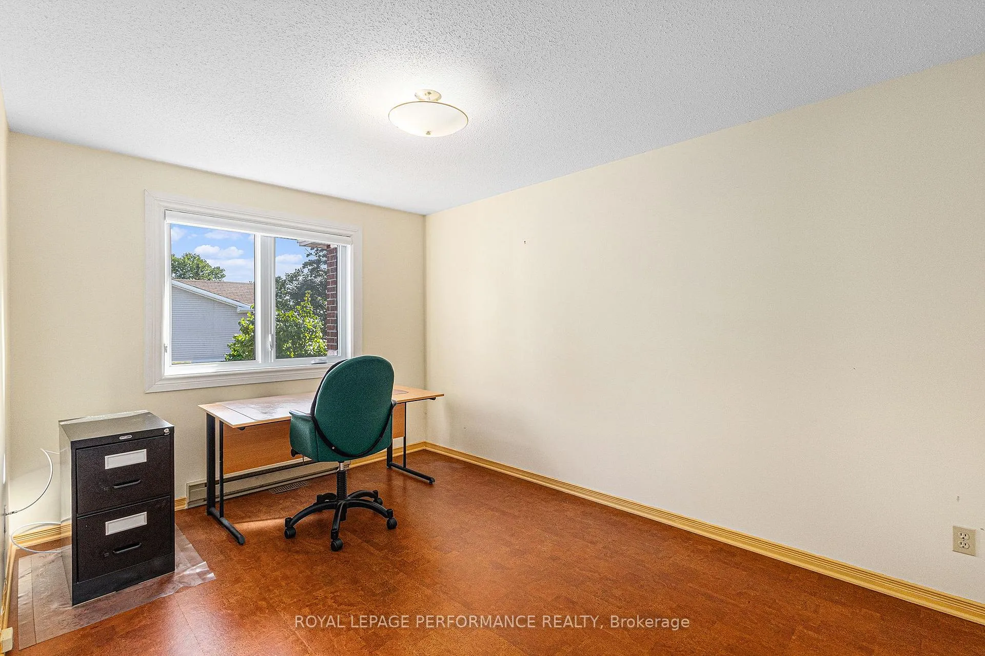 Photo 19 of 2015 Summerfields Crescent, Ottawa, Chapel Hill — HOMEH