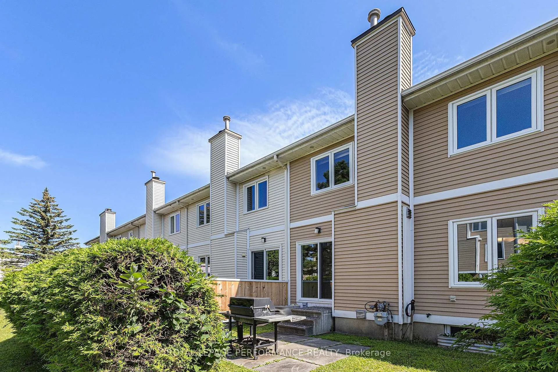 Photo 24 of 2015 Summerfields Crescent, Ottawa, Chapel Hill — HOMEH