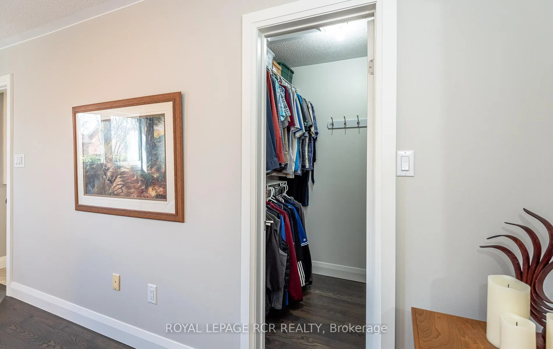 Photo 18 of 42 Allenvale Drive, Aurora, Aurora Highlands — HOMEH