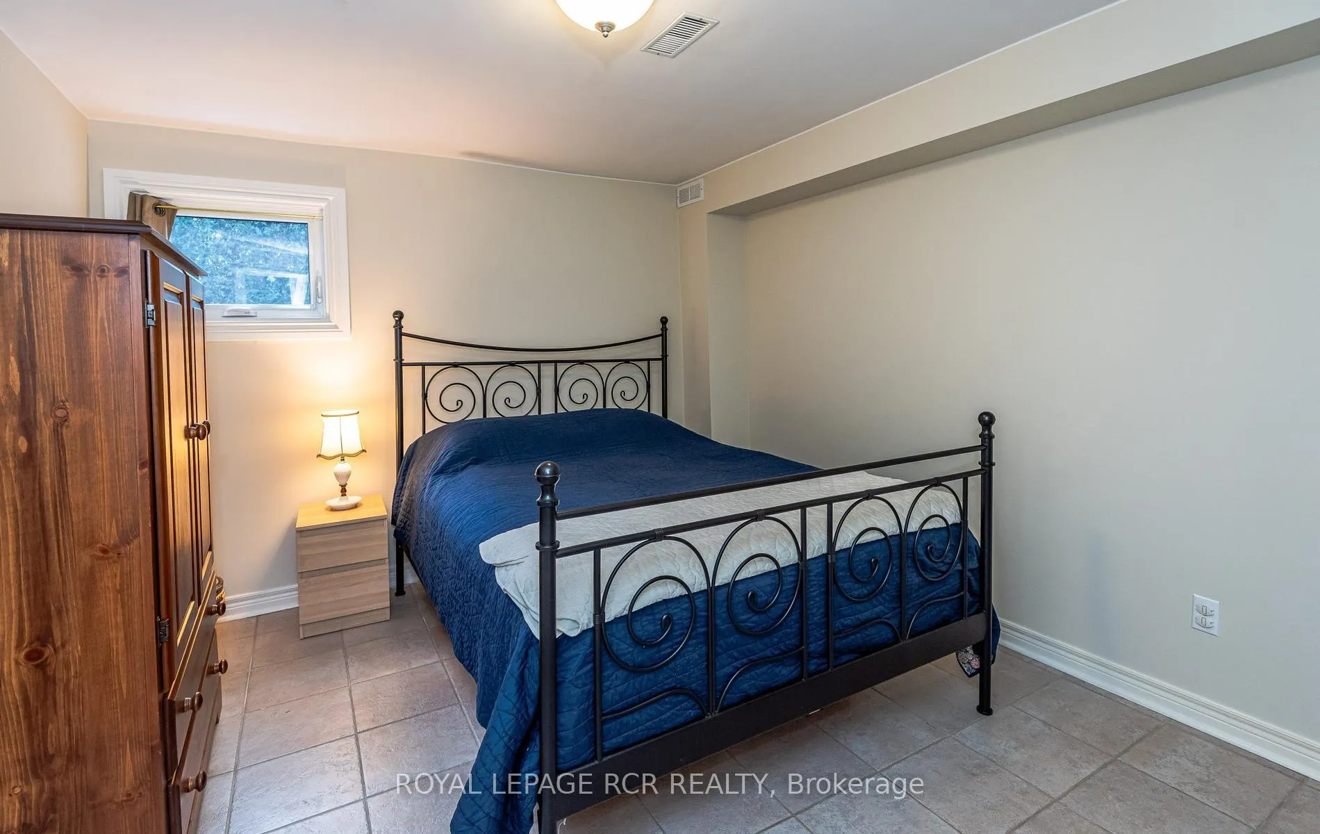 Photo 34 of 42 Allenvale Drive, Aurora, Aurora Highlands — HOMEH