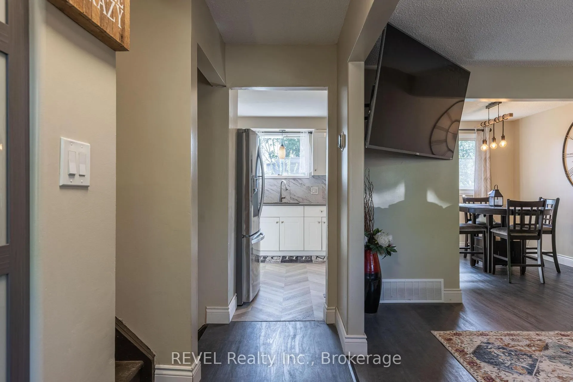 Photo 11 of 4 Elaine Court, St. Catharines, Lakeport — HOMEH