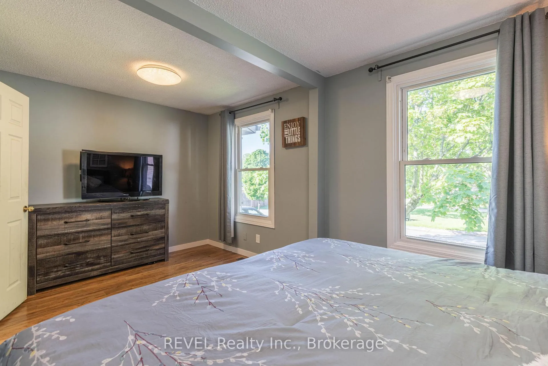 Photo 13 of 4 Elaine Court, St. Catharines, Lakeport — HOMEH
