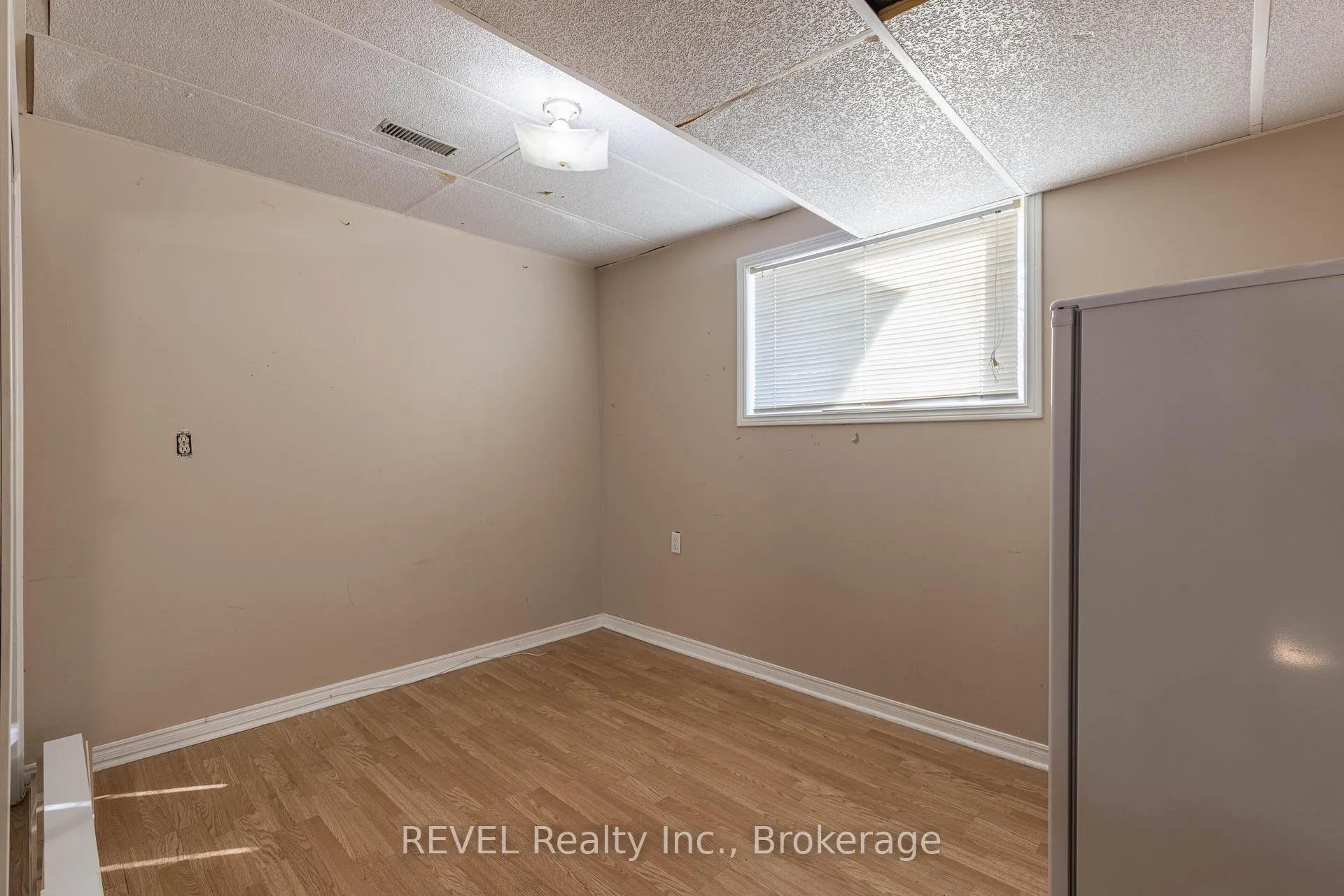 Photo 20 of 4 Elaine Court, St. Catharines, Lakeport — HOMEH