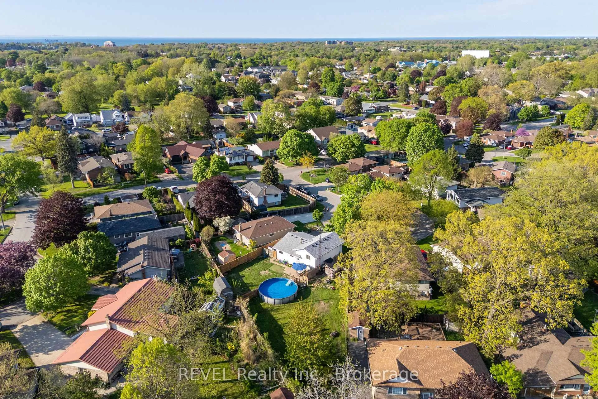 Photo 26 of 4 Elaine Court, St. Catharines, Lakeport — HOMEH